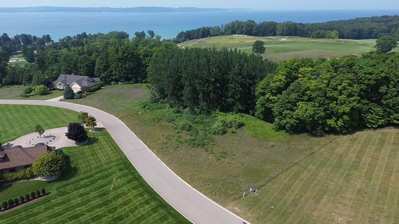 Unit #8 Turnberry Circle Property Photo 1