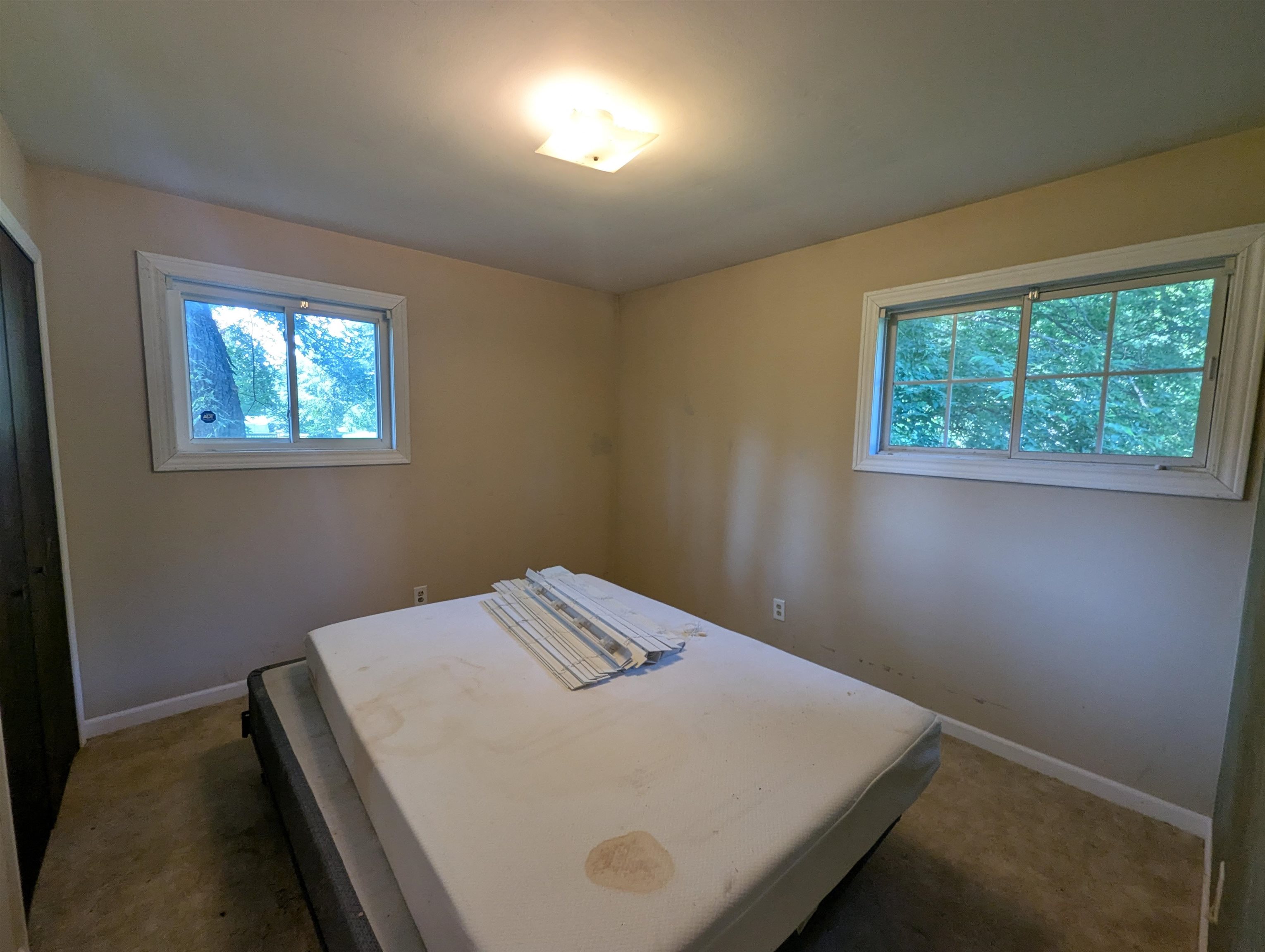 910 N Court Street Property Photo 21