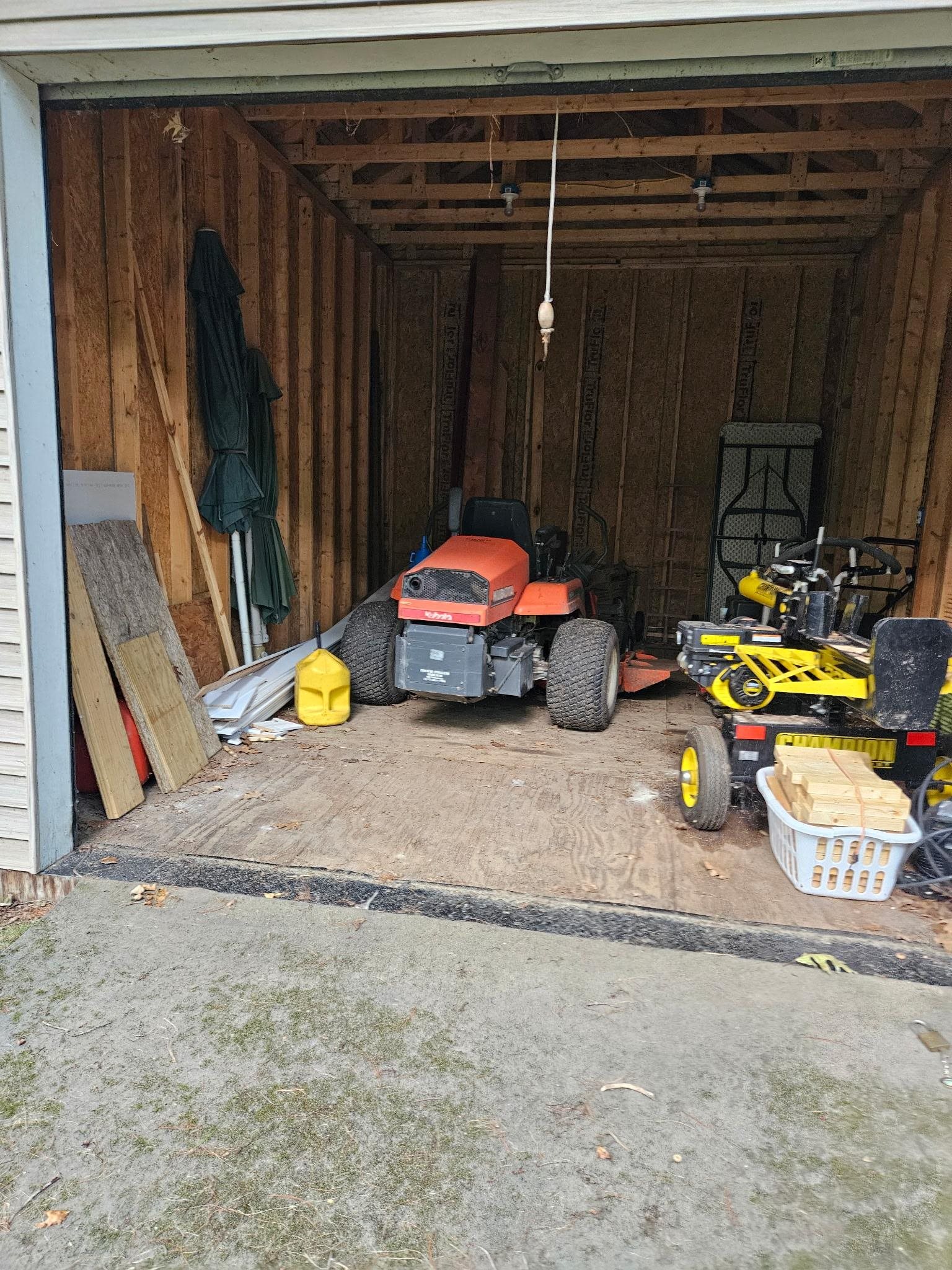 32 Deer Run Property Photo 12