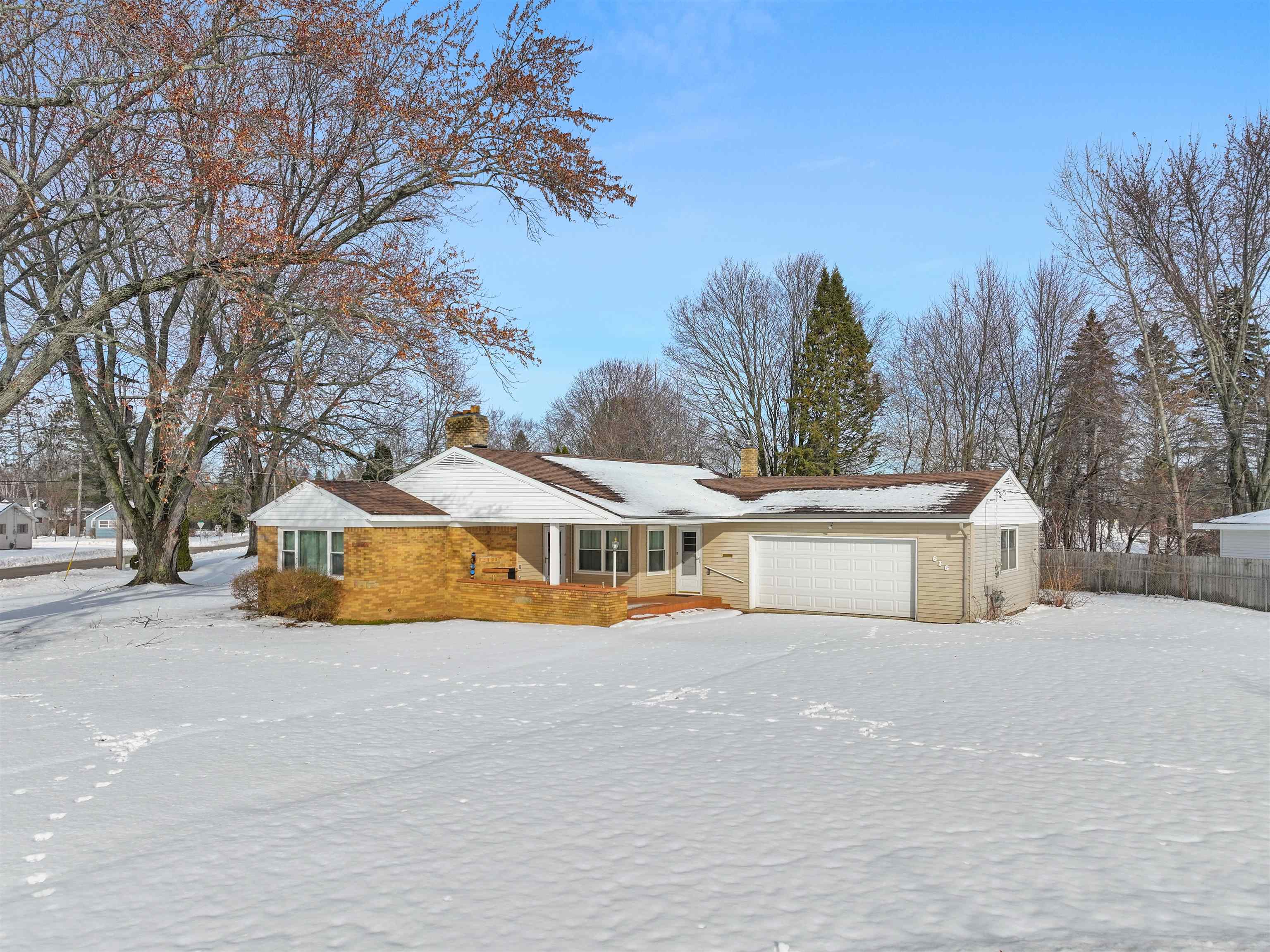 616 Lakeshore Drive Property Photo 35