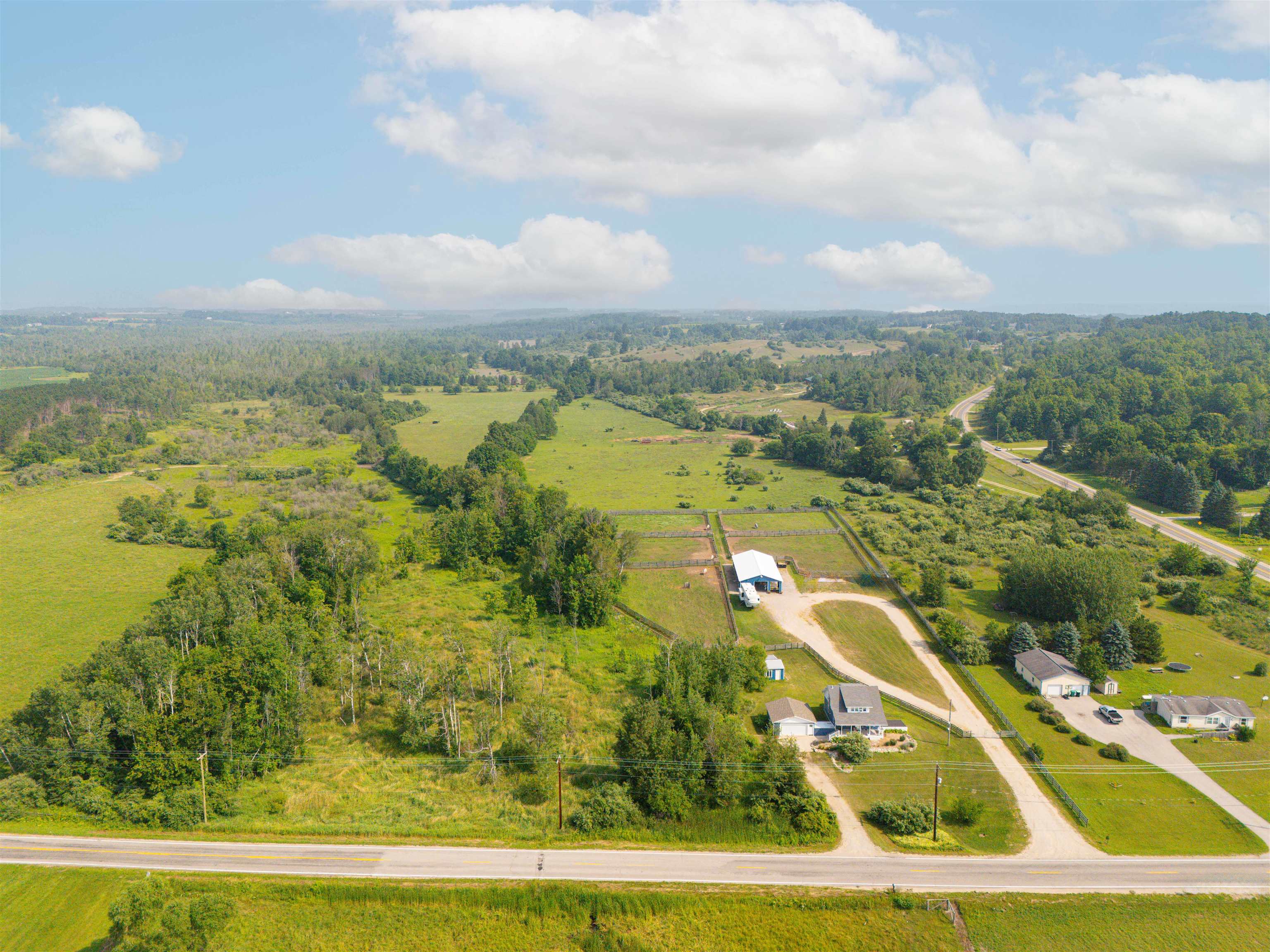 8325 Hawley Road Property Photo 4
