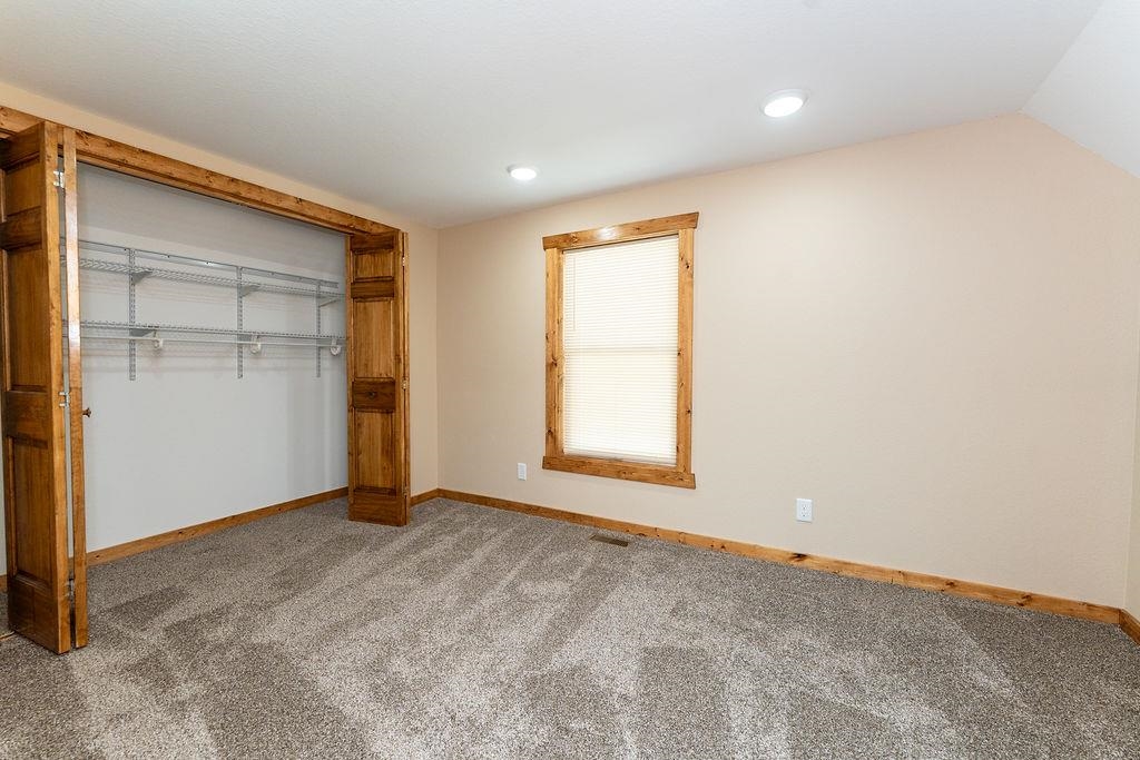 216 W Fifth Street Property Photo 60
