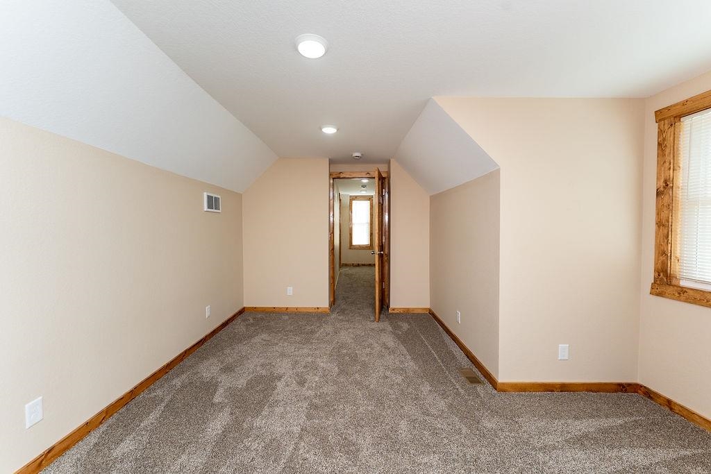 216 W Fifth Street Property Photo 67