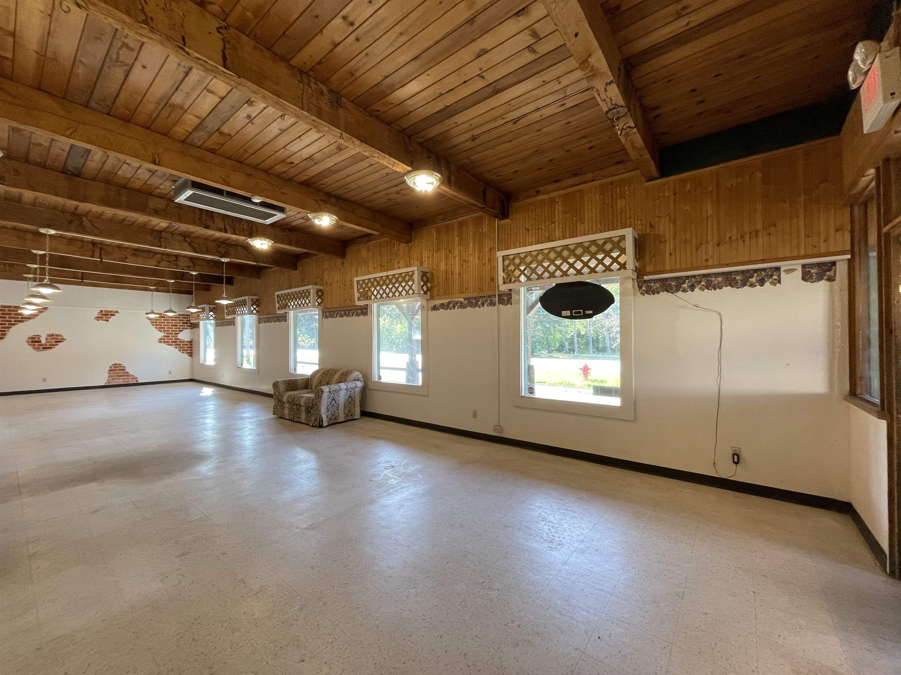 1506 W High Property Photo 10