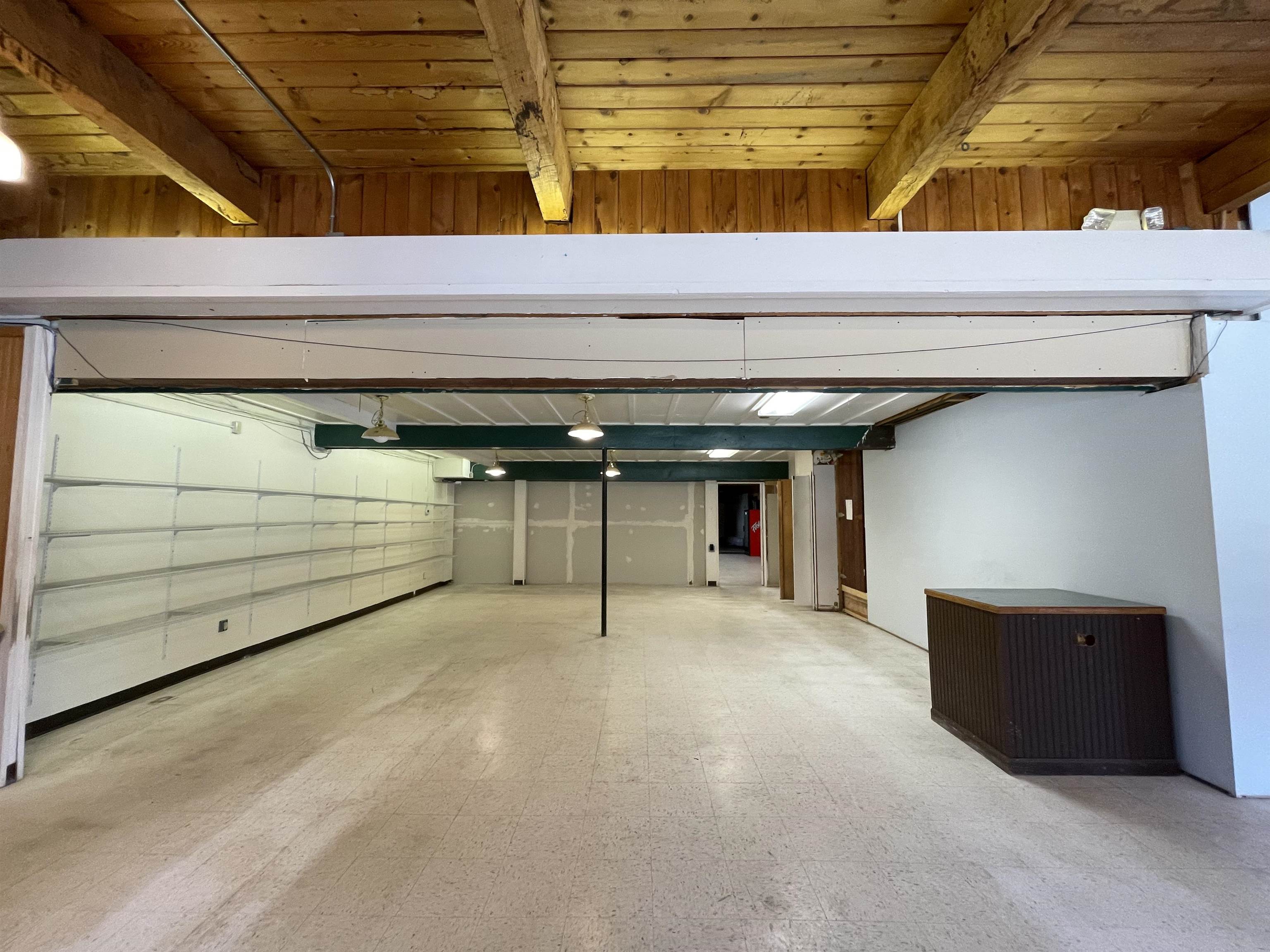 1506 W High Property Photo 14