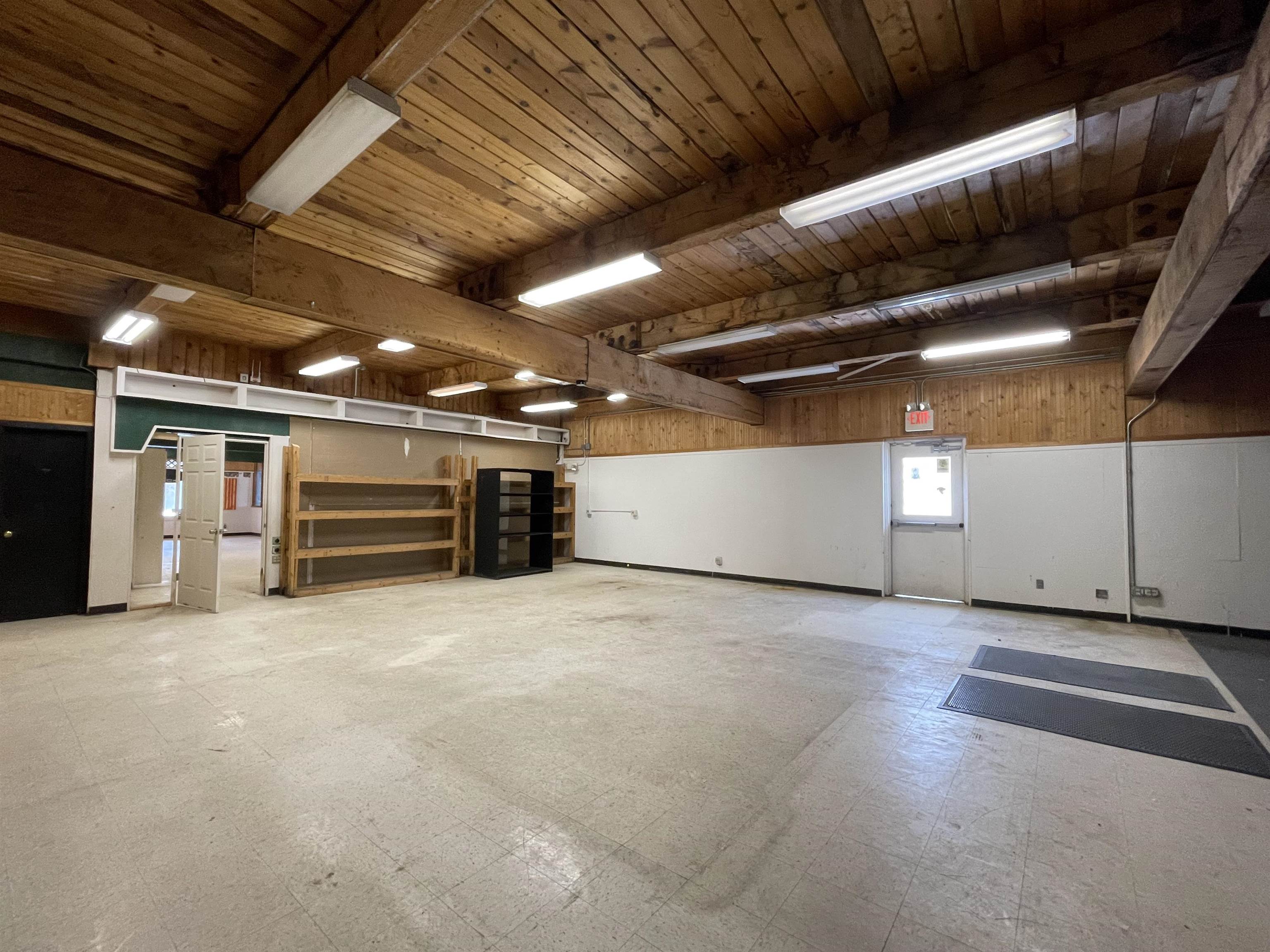 1506 W High Property Photo 18