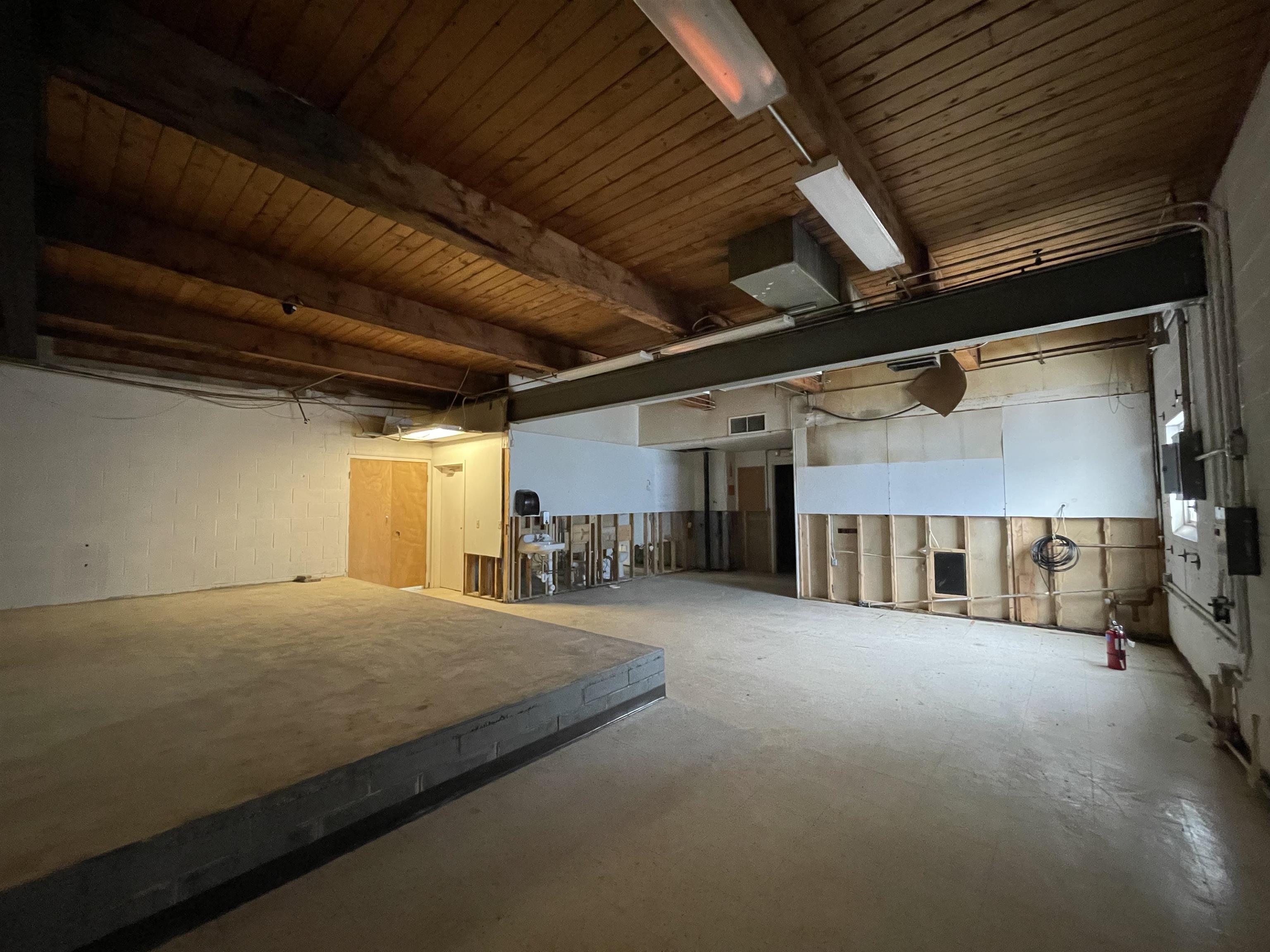 1506 W High Property Photo 26