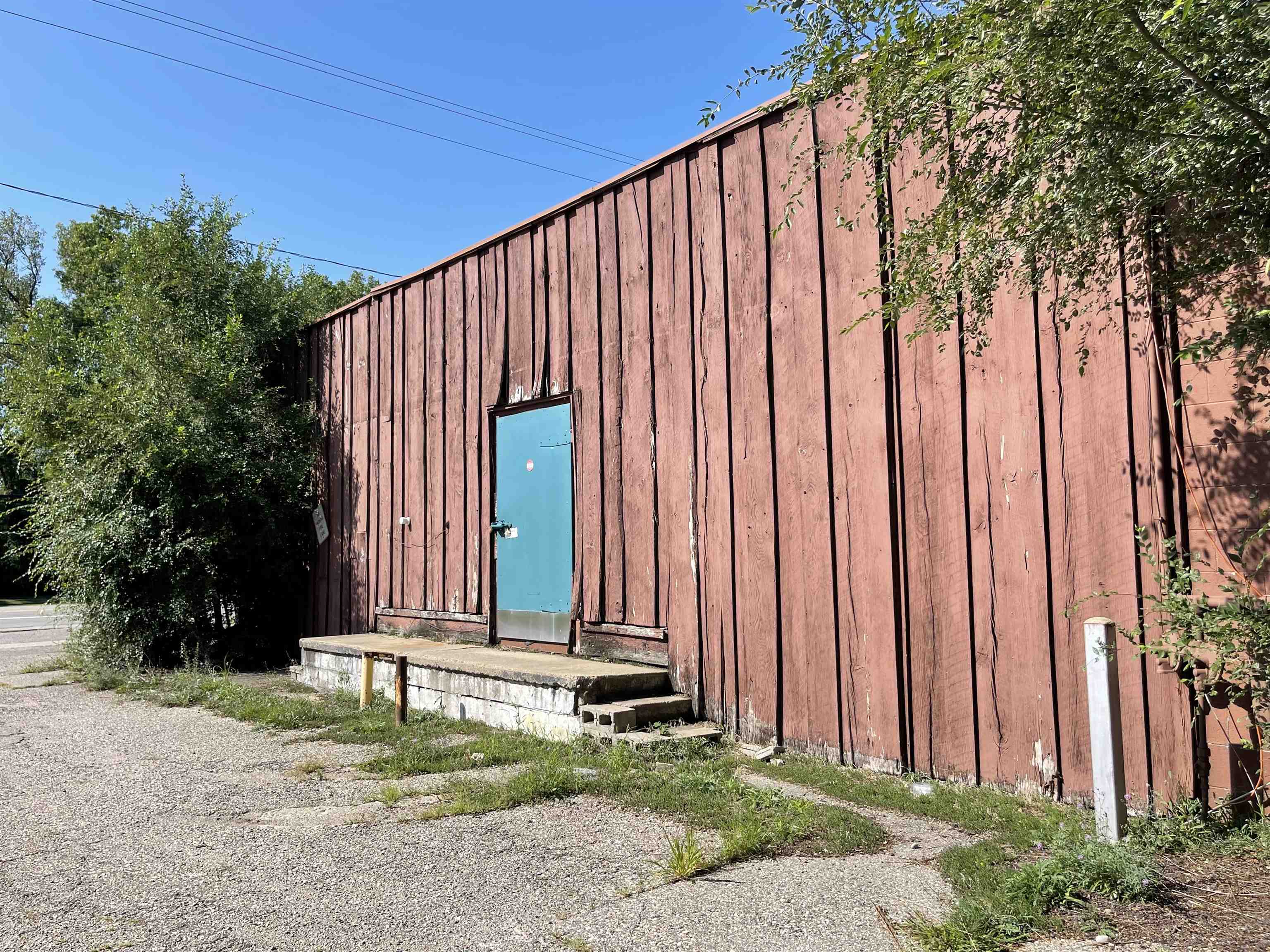 1506 W High Property Photo 49