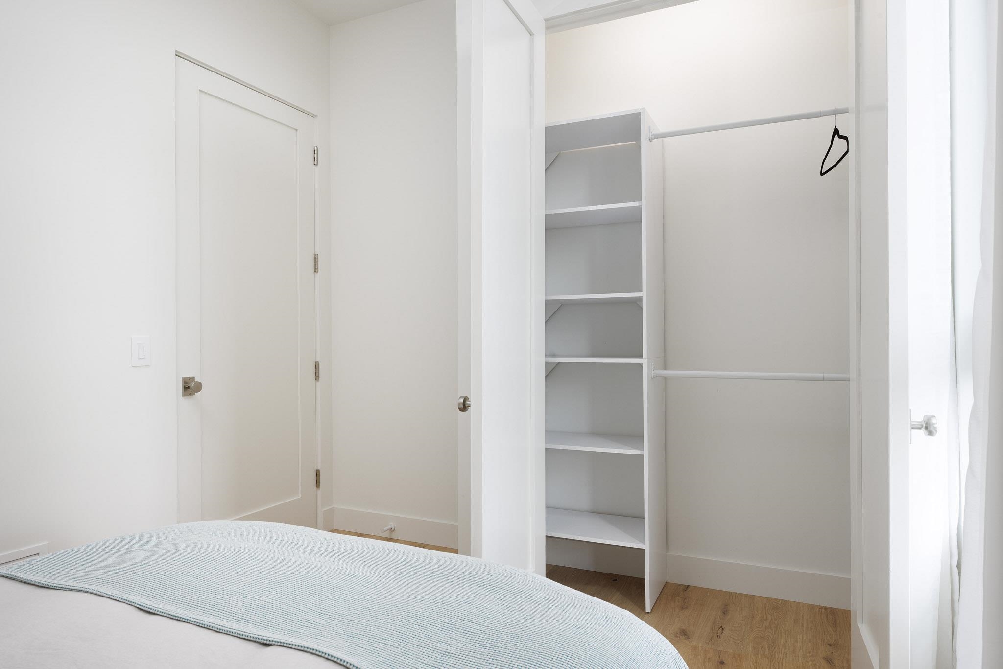 111 E State Property Photo 28