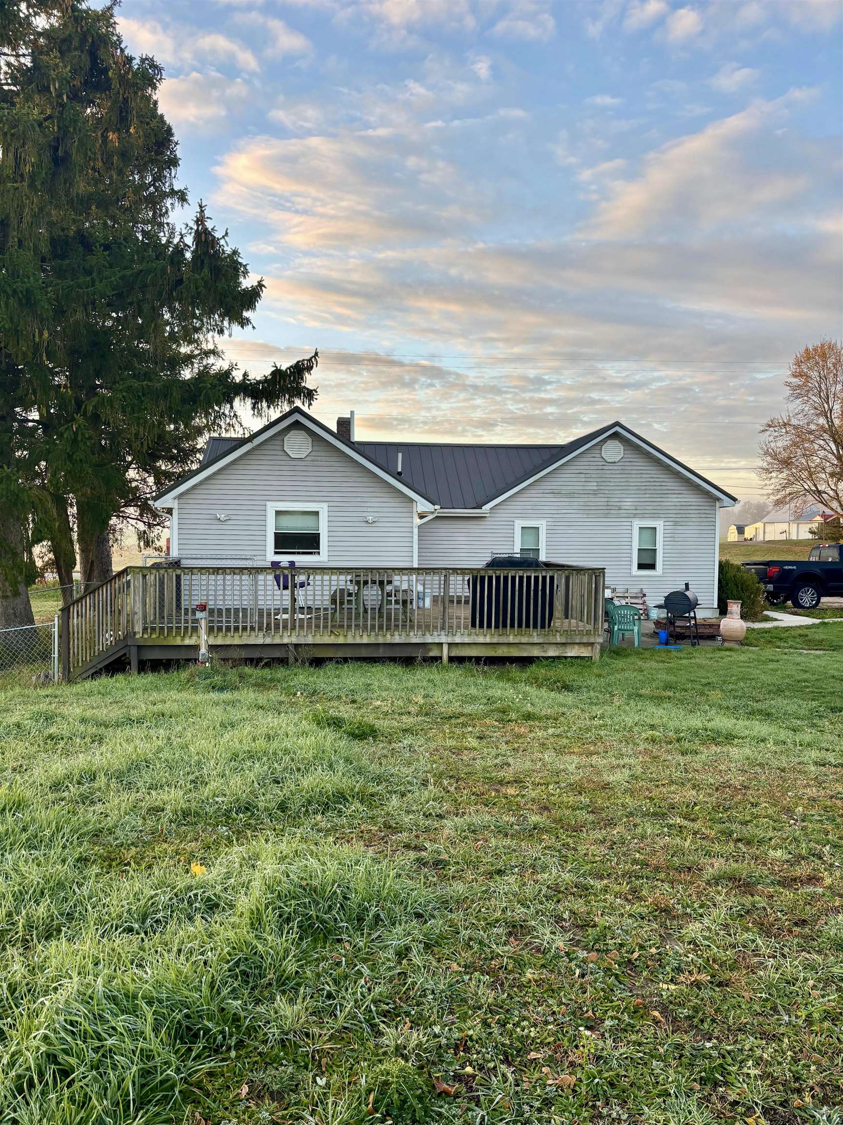 917 E River Property Photo 7