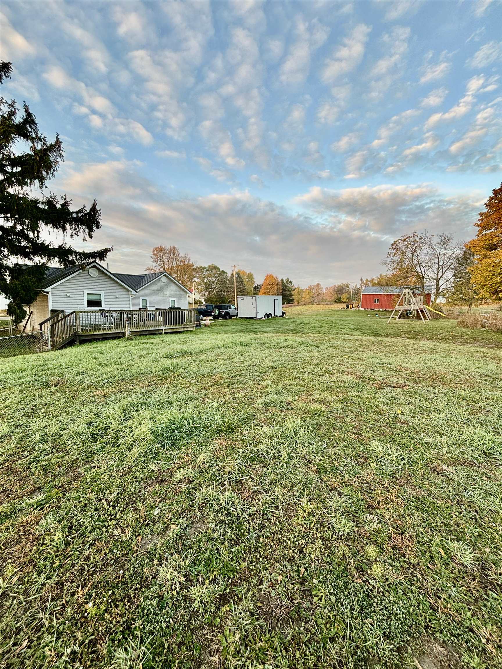 917 E River Property Photo 11