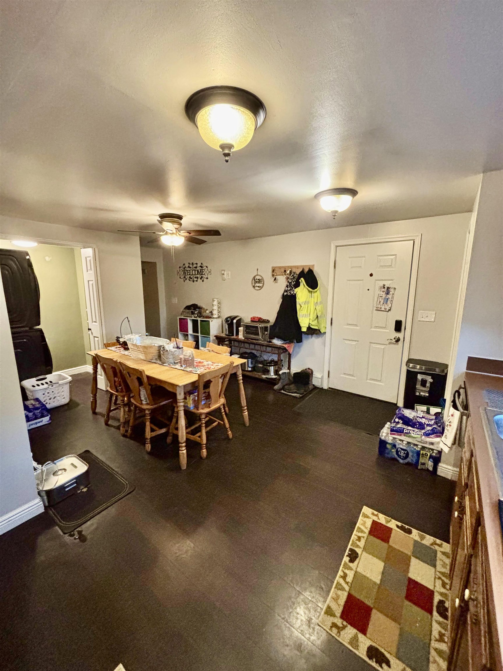 917 E River Property Photo 13