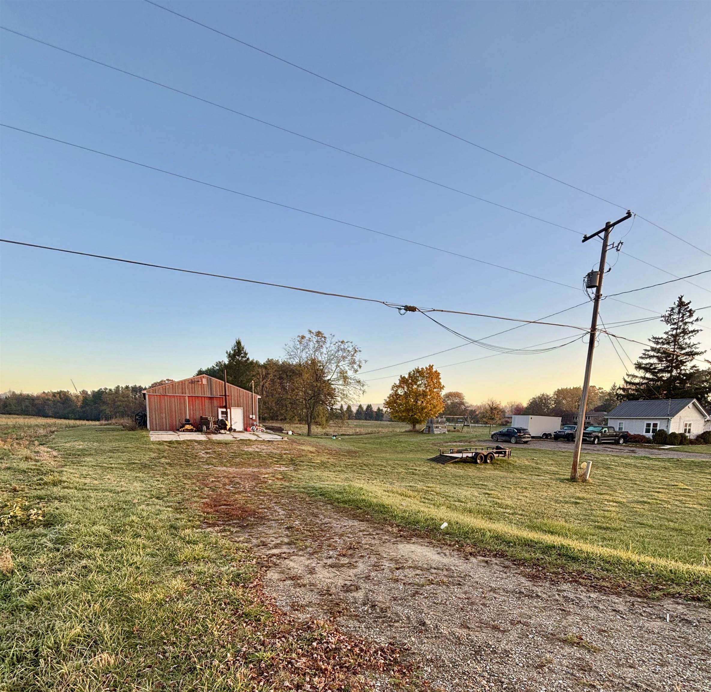 917 E River Property Photo 25