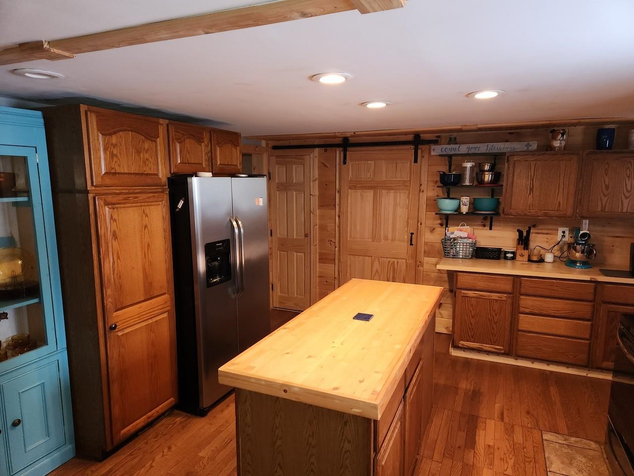5611 Ne East Shore Drive Property Photo 6