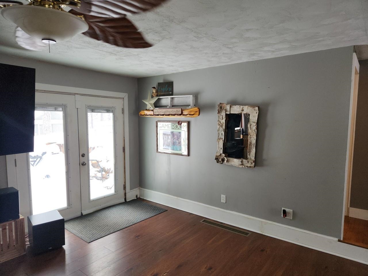 5611 Ne East Shore Drive Property Photo 15