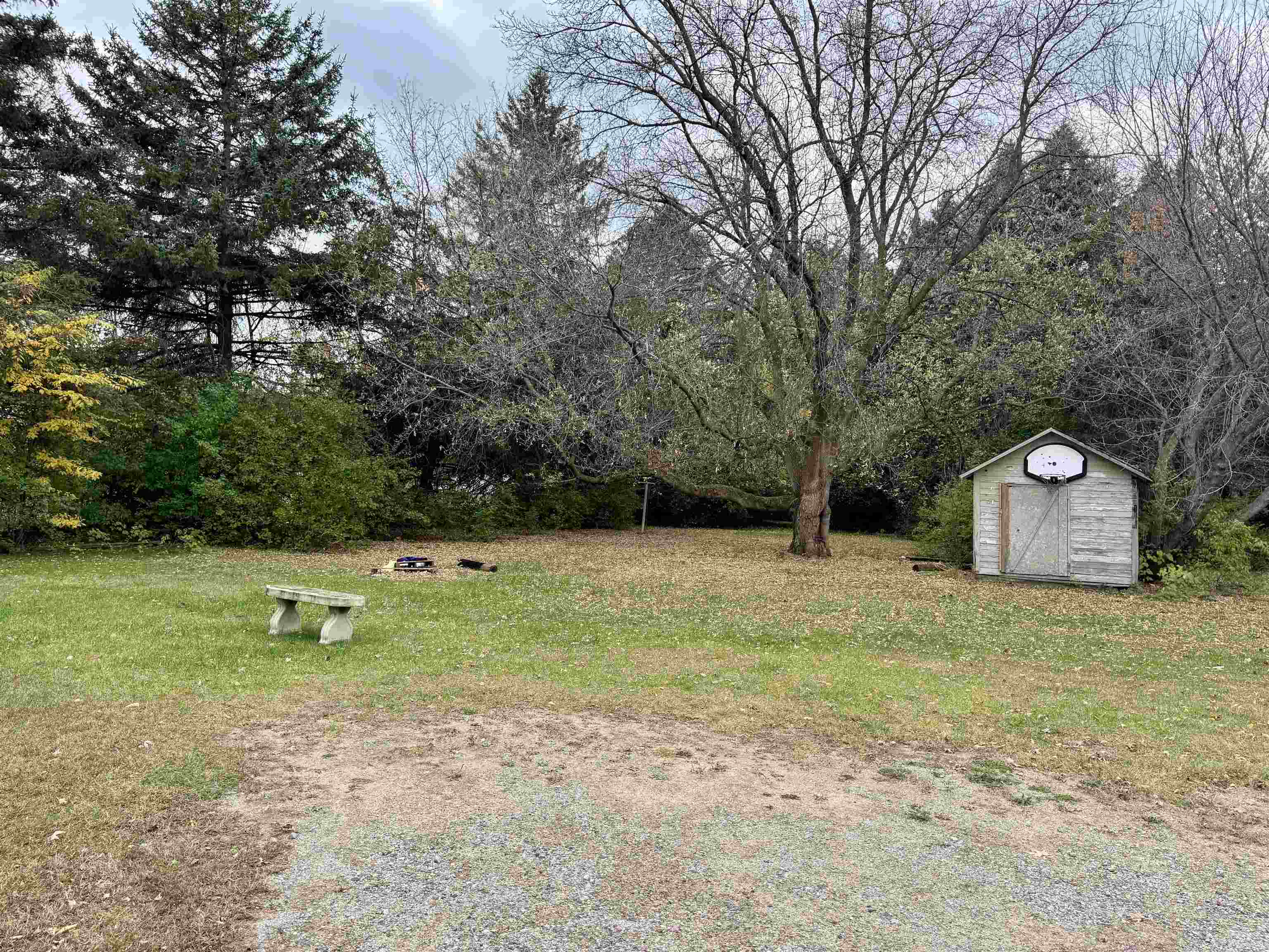 2450 Ruby Street Property Photo 3