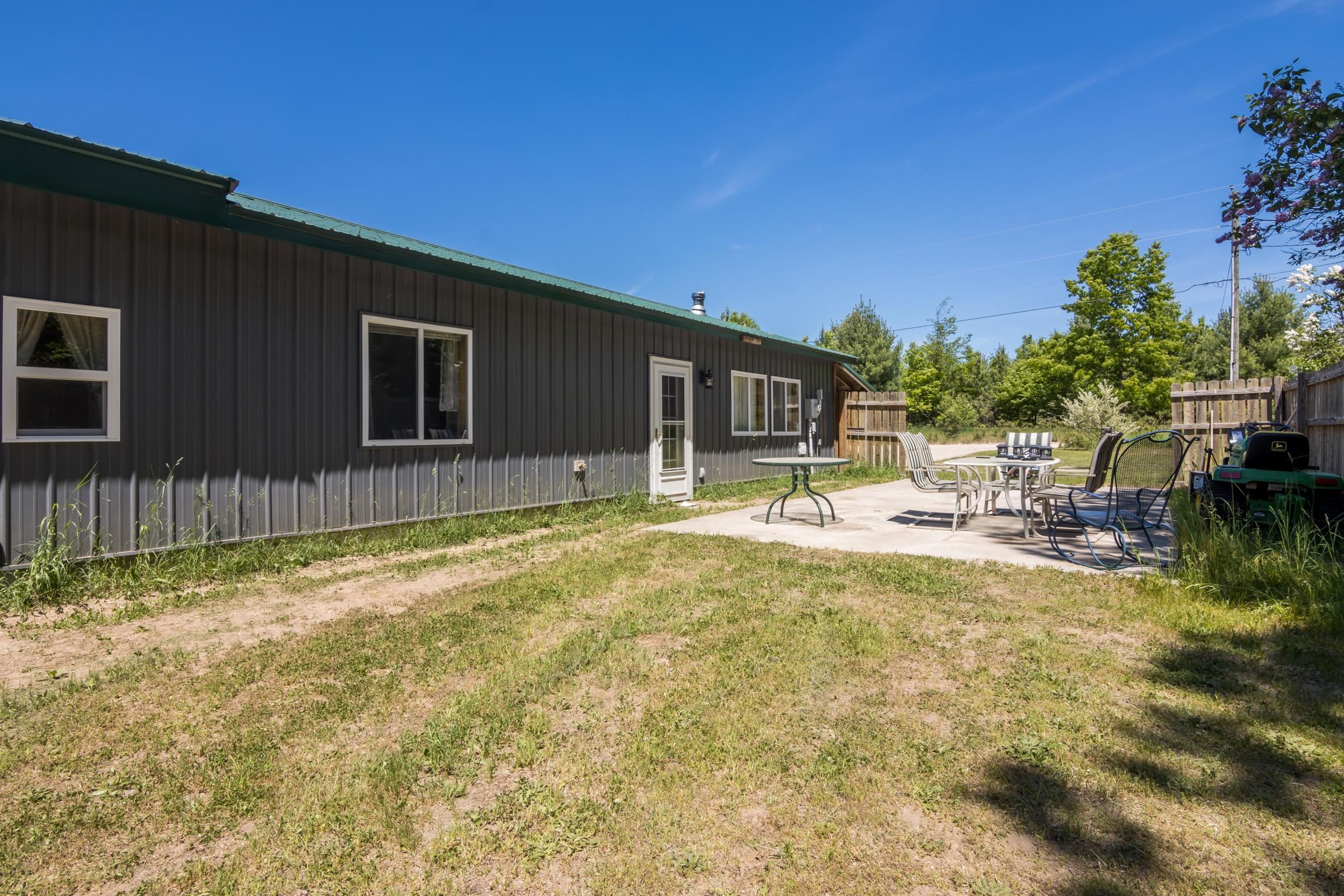 5935 Greenleaf Lane Property Photo 39