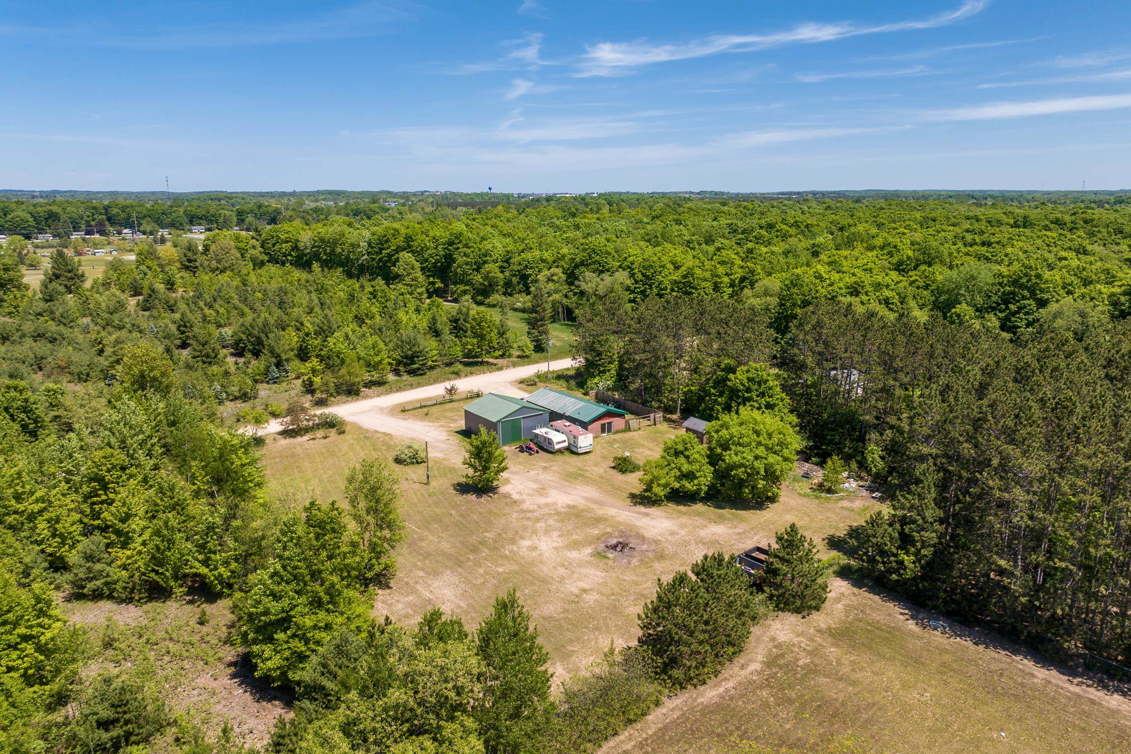 5935 Greenleaf Lane Property Photo 45