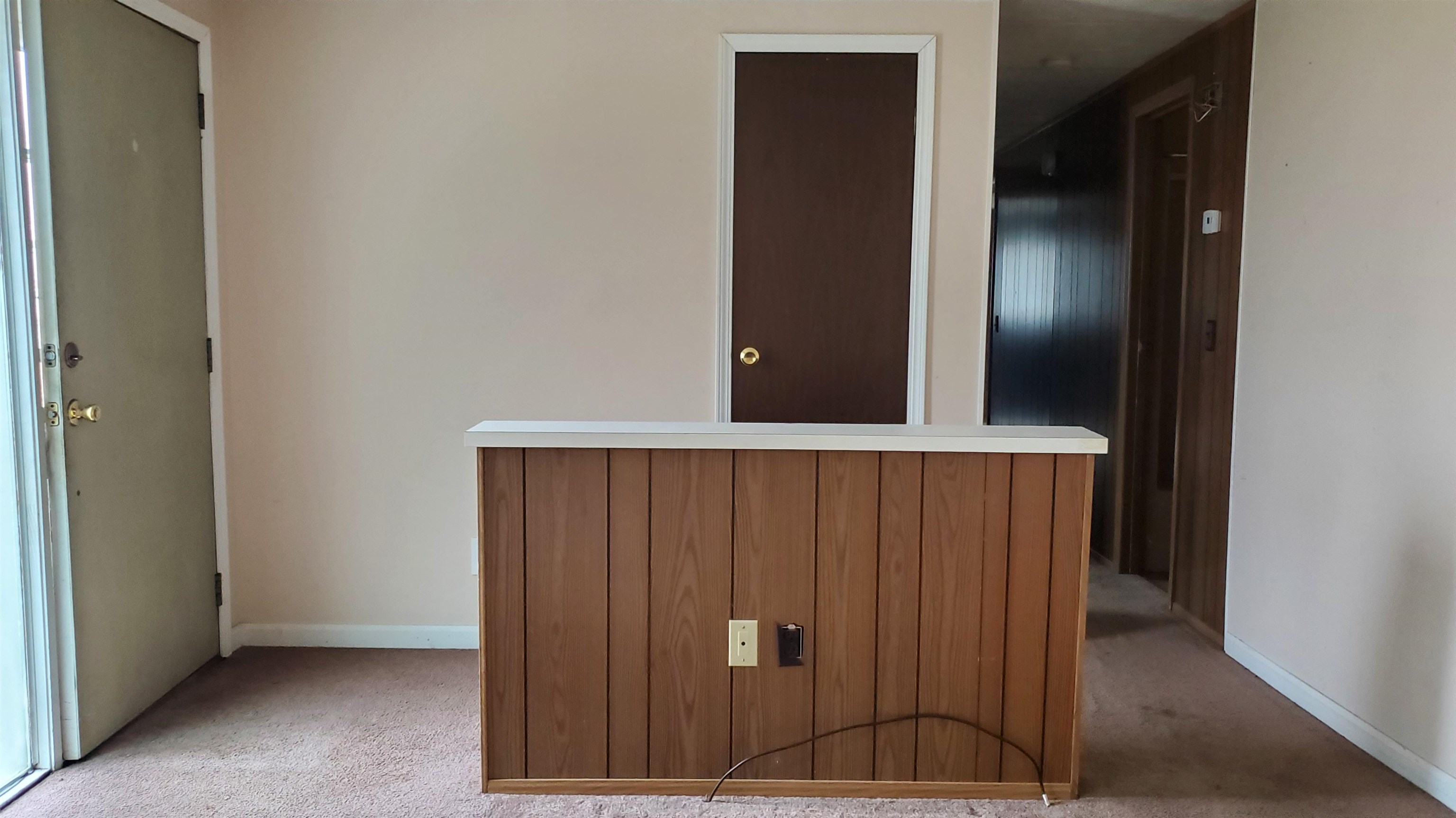 502 S Broad Street Property Photo 2