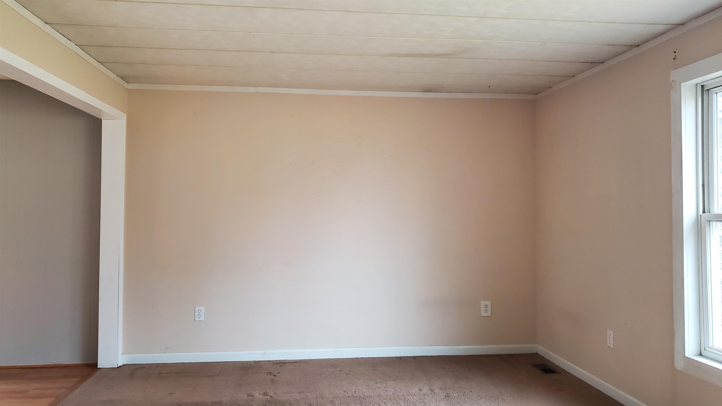 502 S Broad Street Property Photo 3