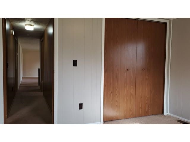 502 S Broad Street Property Photo 16