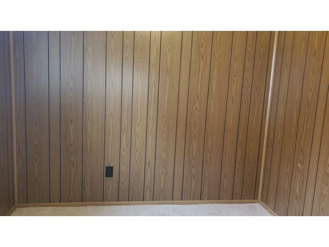 502 S Broad Street Property Photo 17