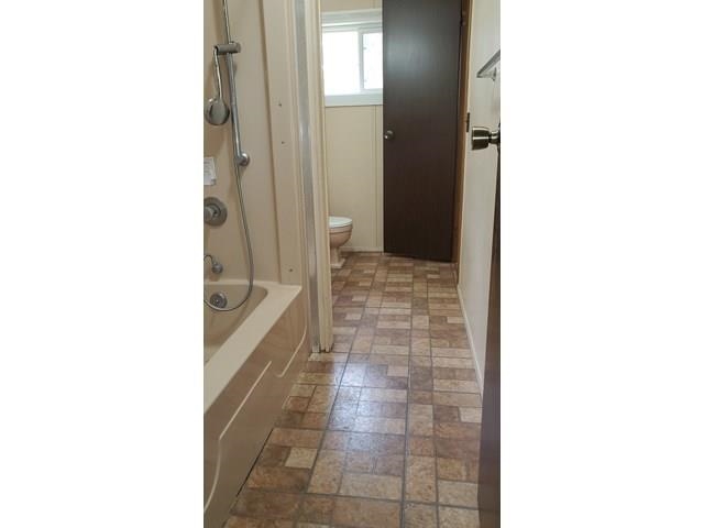 502 S Broad Street Property Photo 19