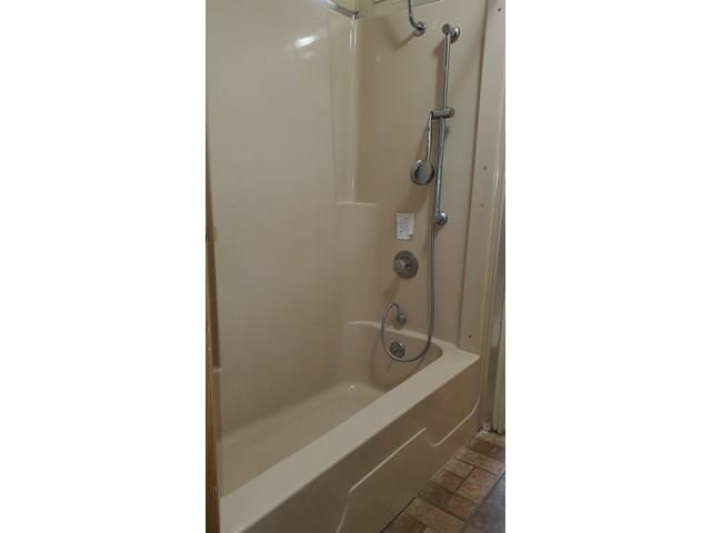 502 S Broad Street Property Photo 20