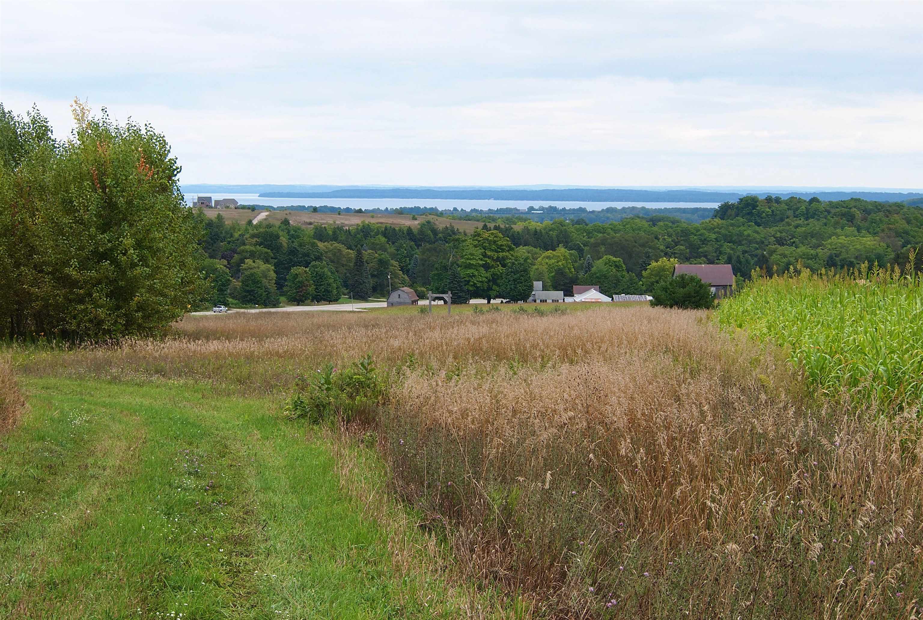 9224 E Duck Lake Road Property Photo 7