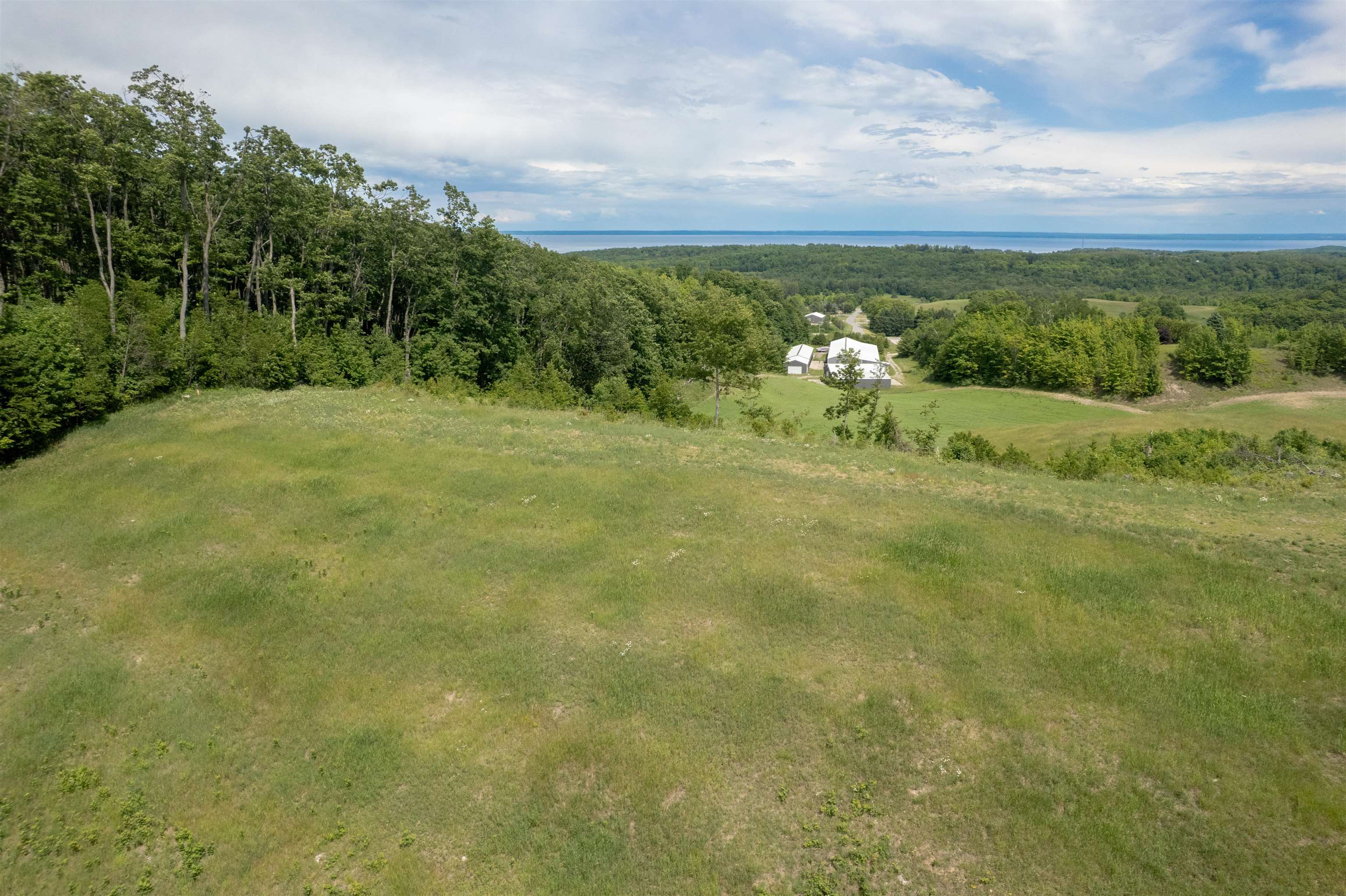 E Rudy Drive Property Photo 3