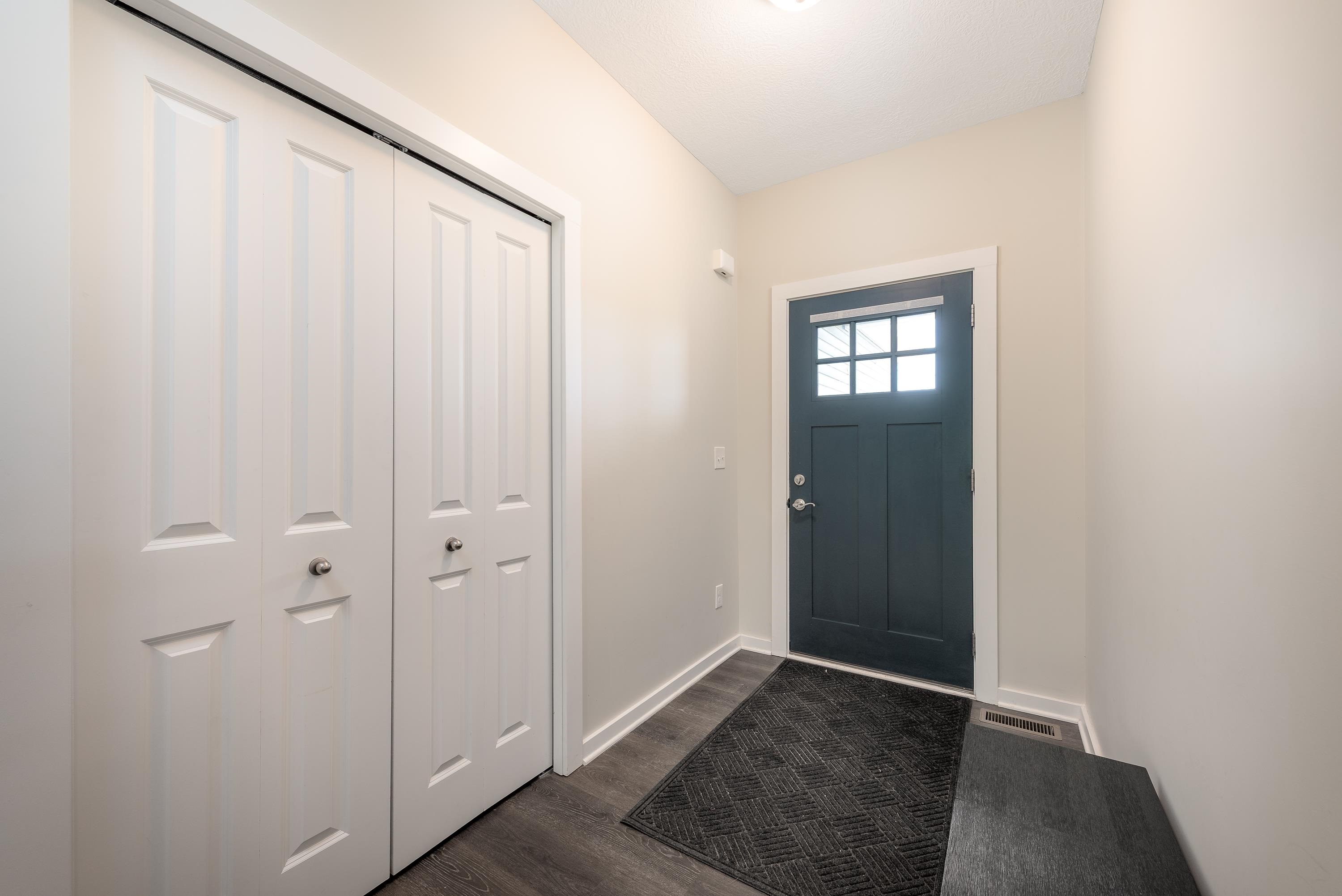 258 Ruby Court Property Photo 4