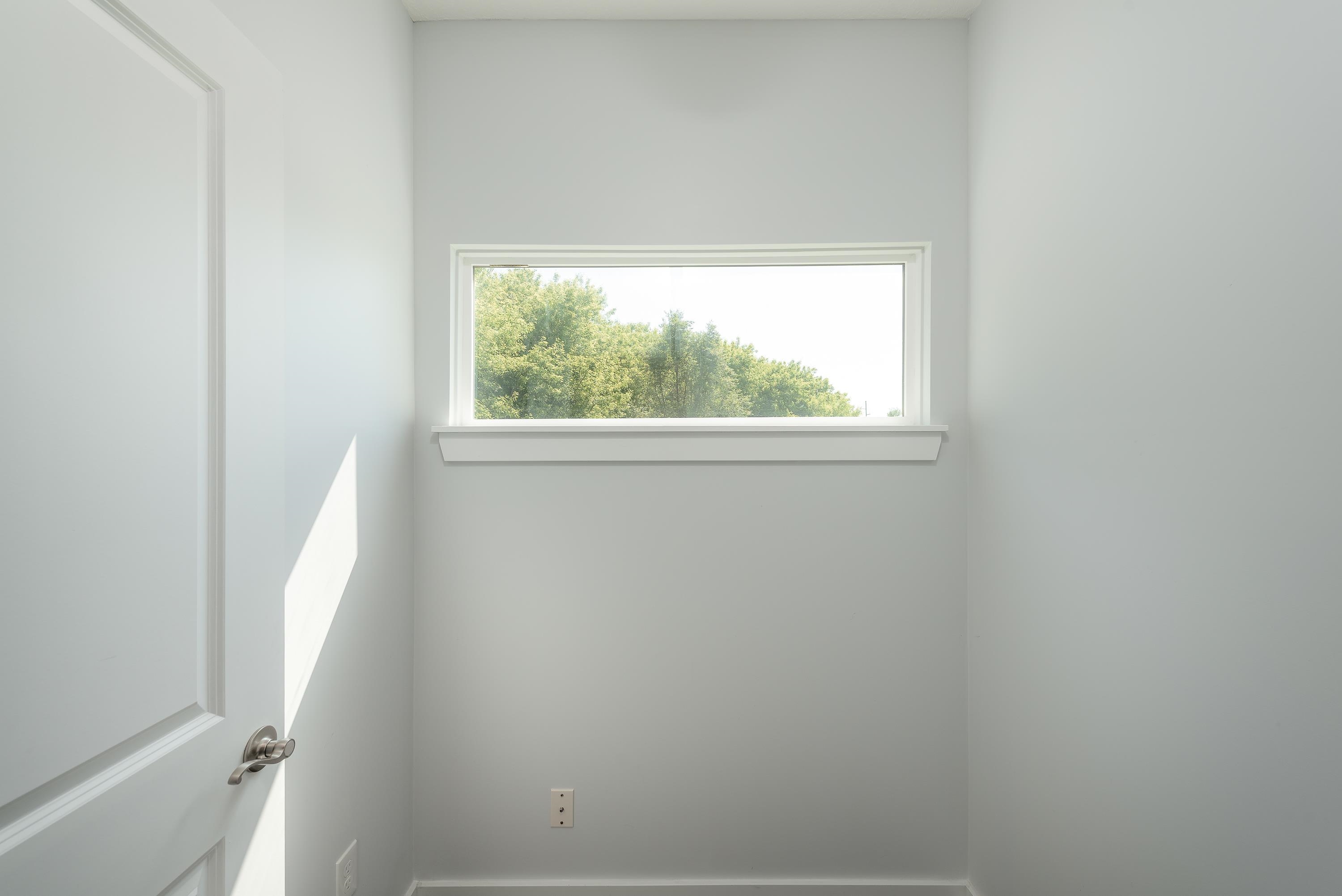 258 Ruby Court Property Photo 18
