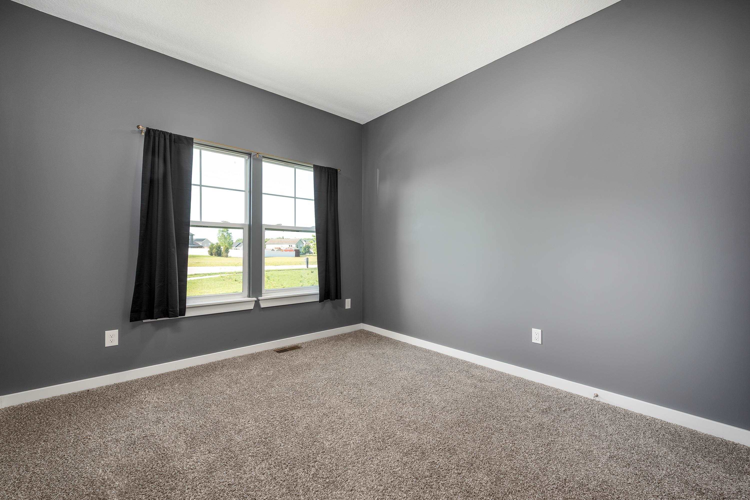 258 Ruby Court Property Photo 31