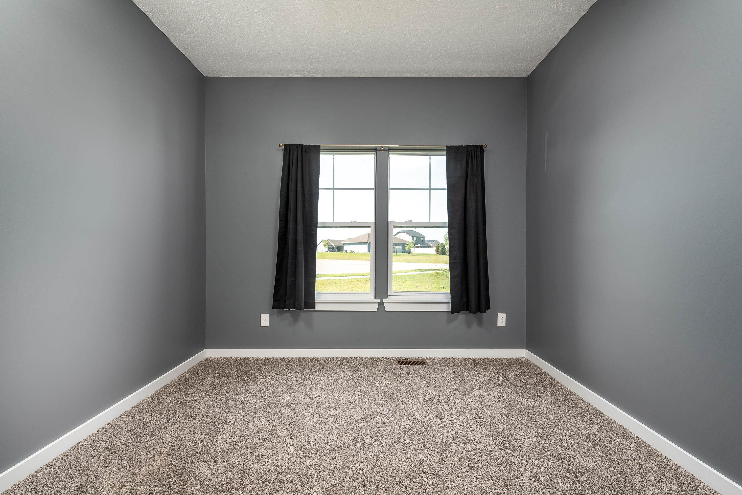 258 Ruby Court Property Photo 33