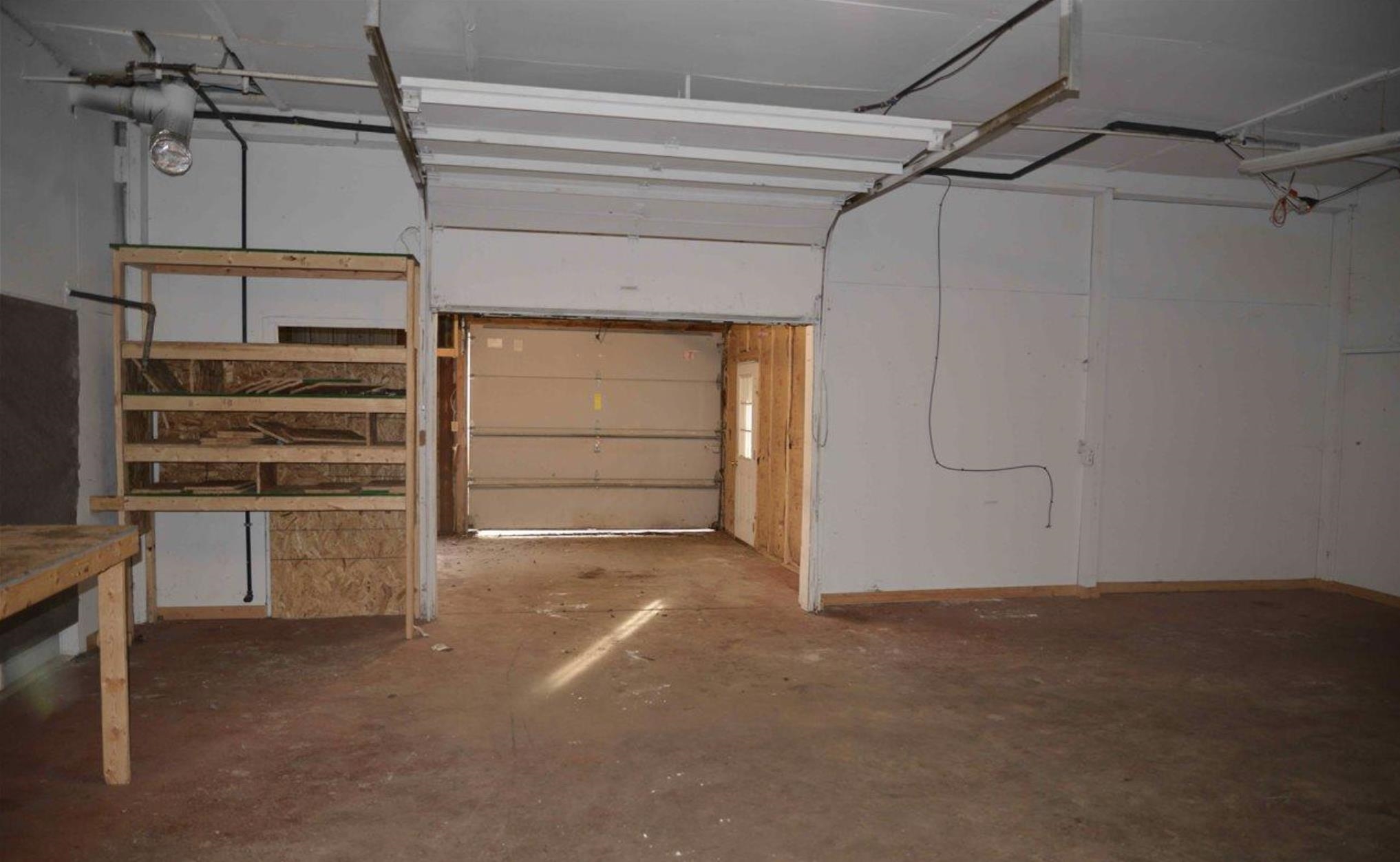 121 Ames Street Property Photo 5