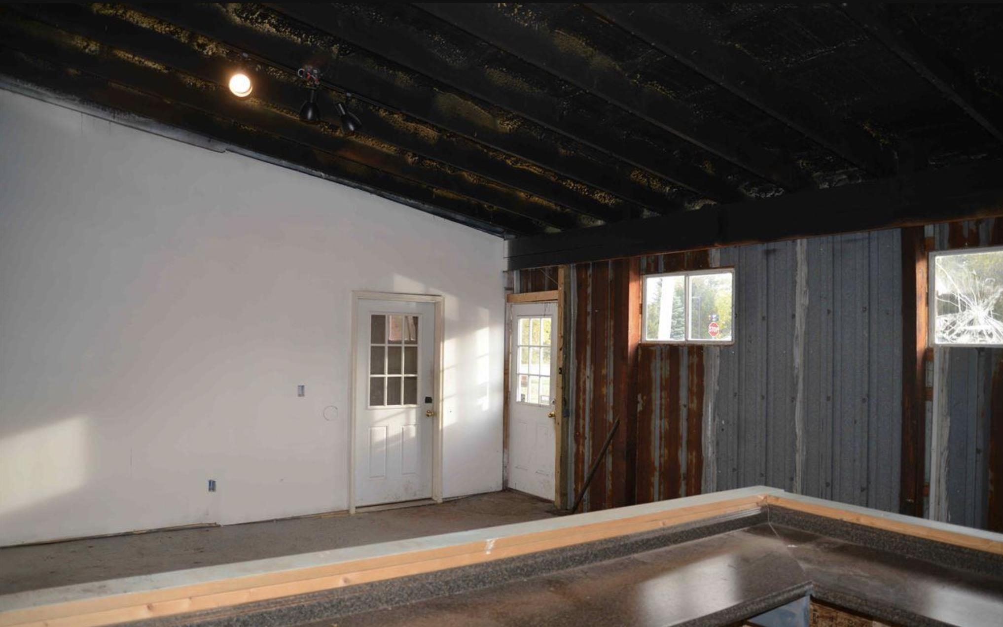 121 Ames Street Property Photo 10
