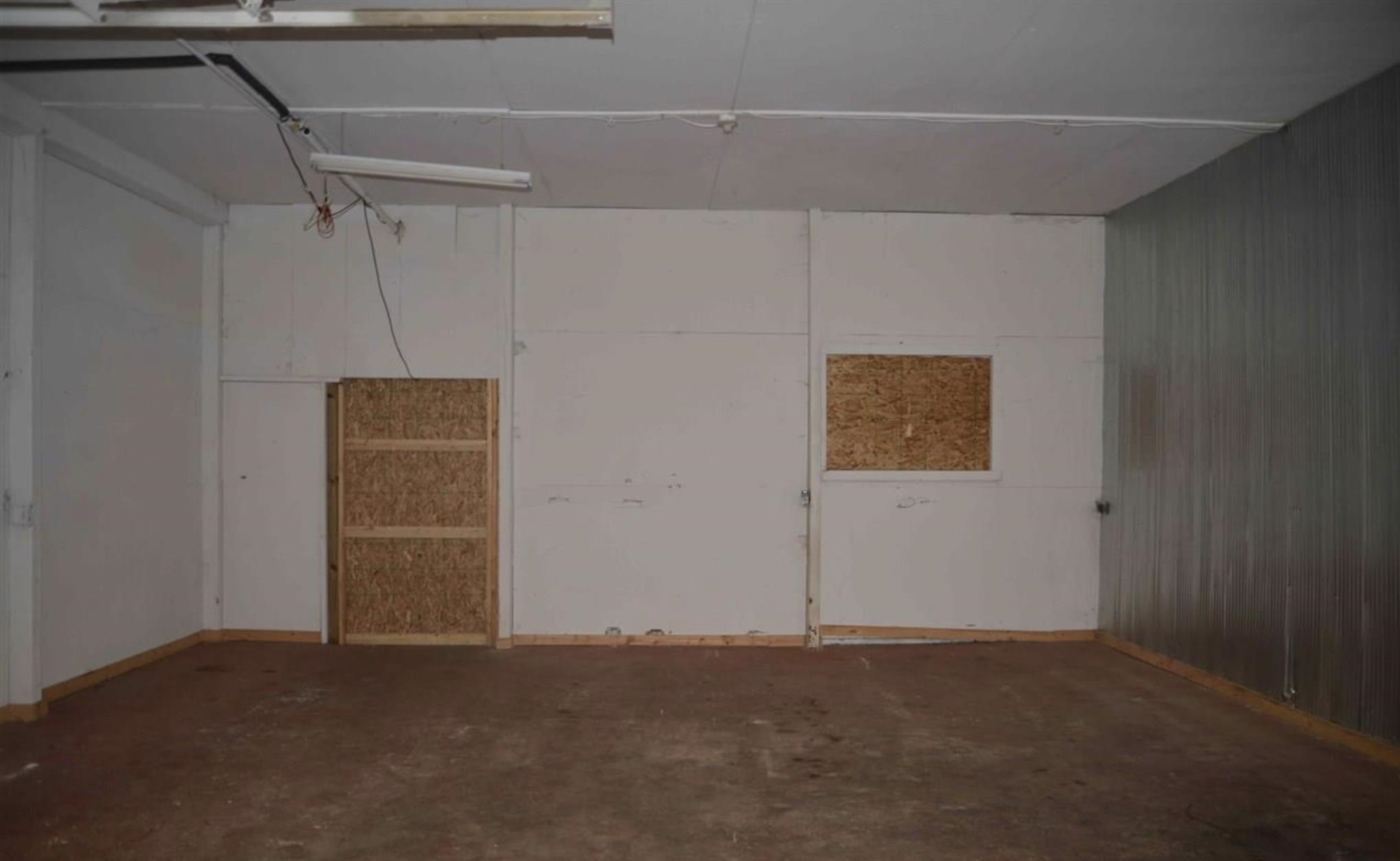 121 Ames Street Property Photo 13