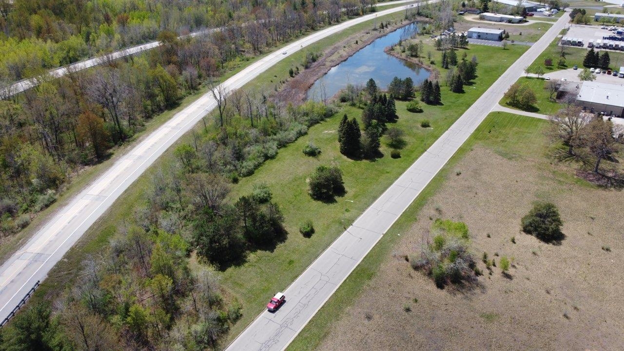 1014 Industrial Park Drive Property Photo 1