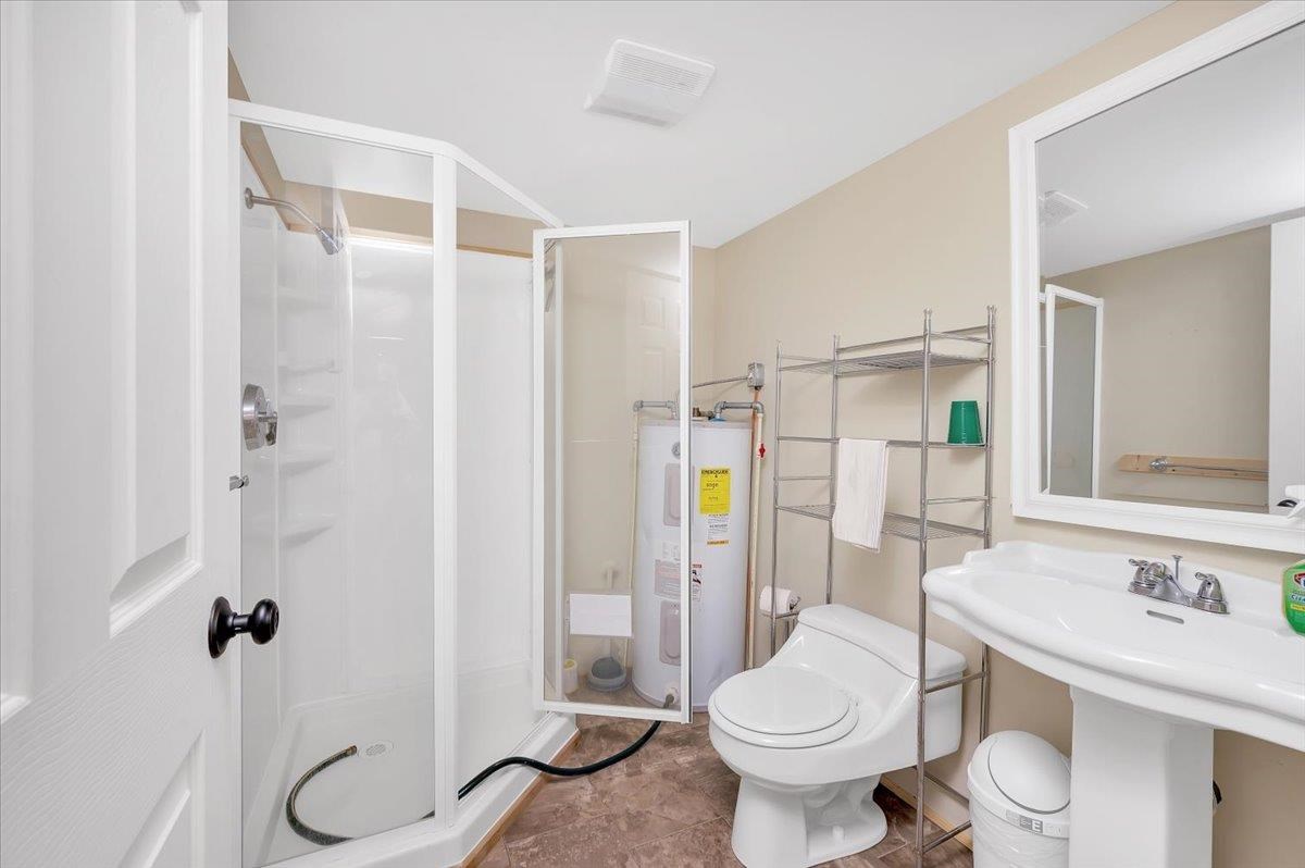 814 Kenyon Road Property Photo 61