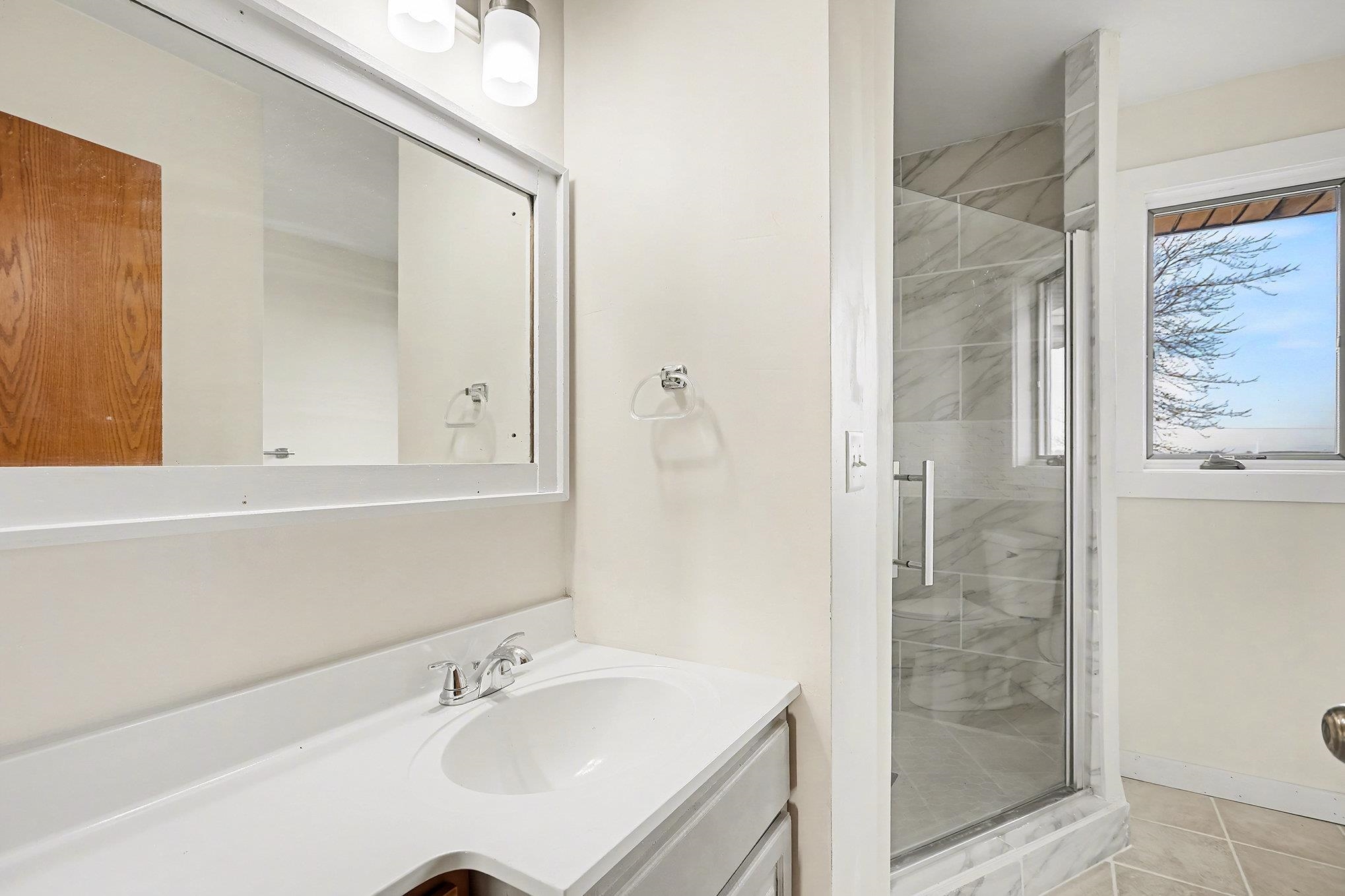 6386 E Washington Property Photo 22