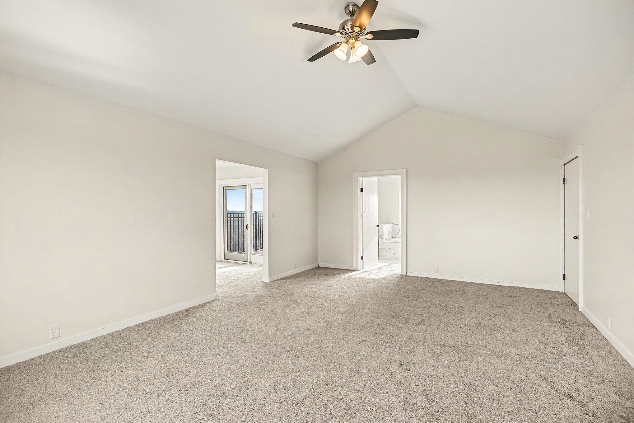6386 E Washington Property Photo 40