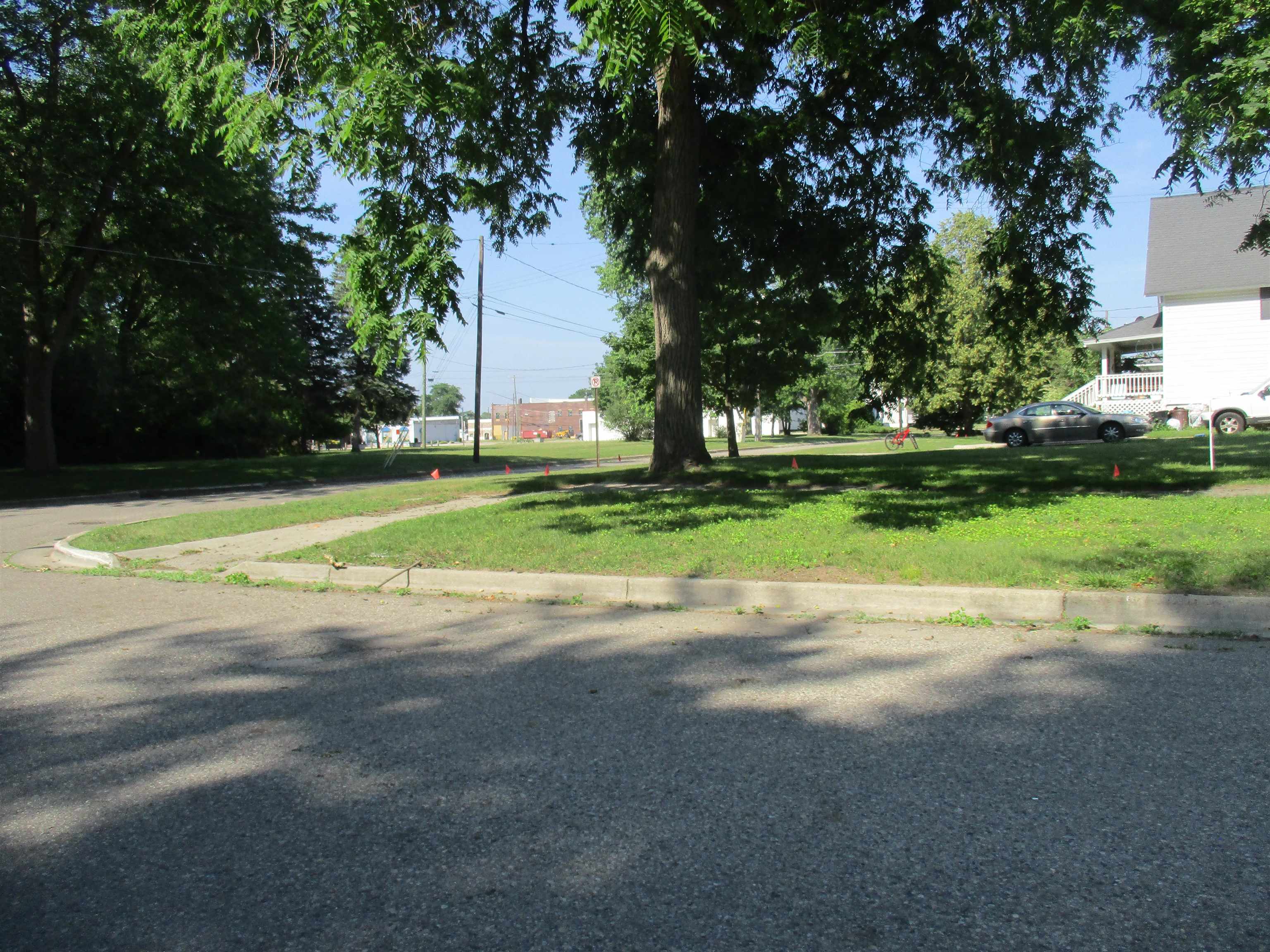 427 E Downie Street Property Photo 6