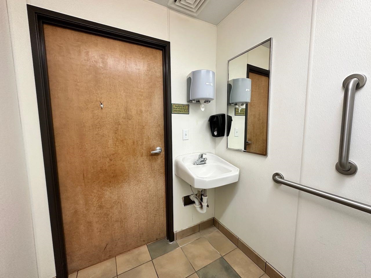 103 S Division Street Property Photo 36