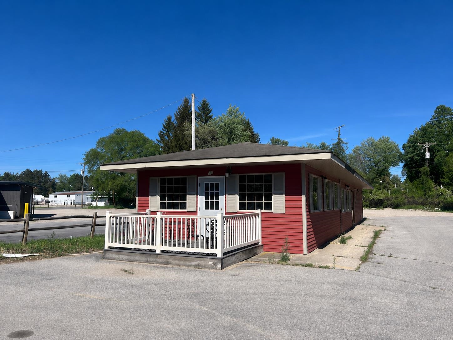 103 S Division Street Property Photo 41