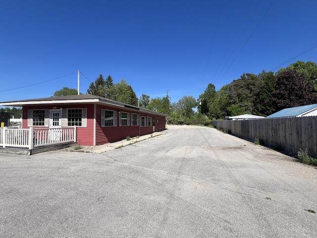 103 S Division Street Property Photo 44