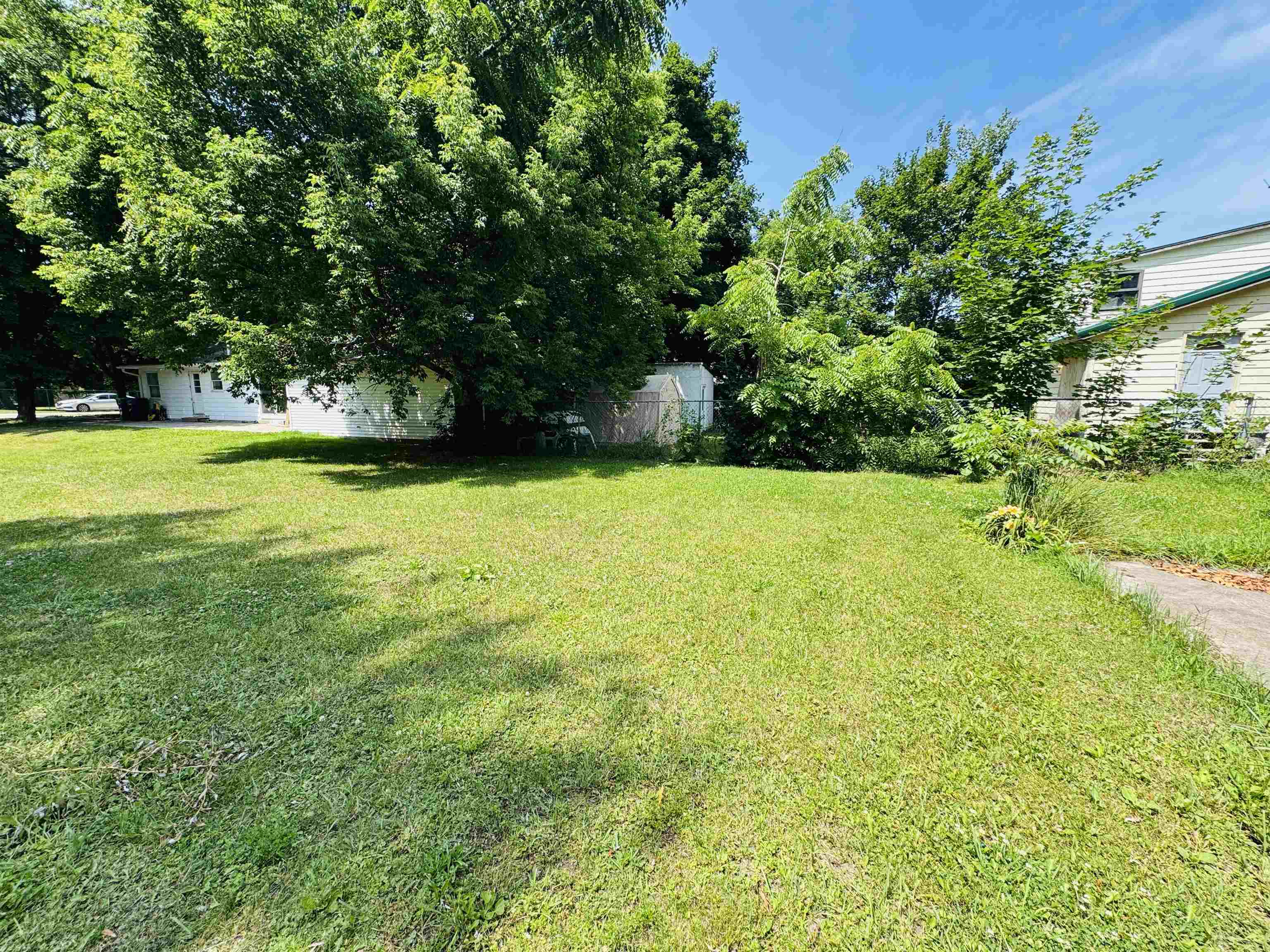 213 N Pine Street Property Photo 7