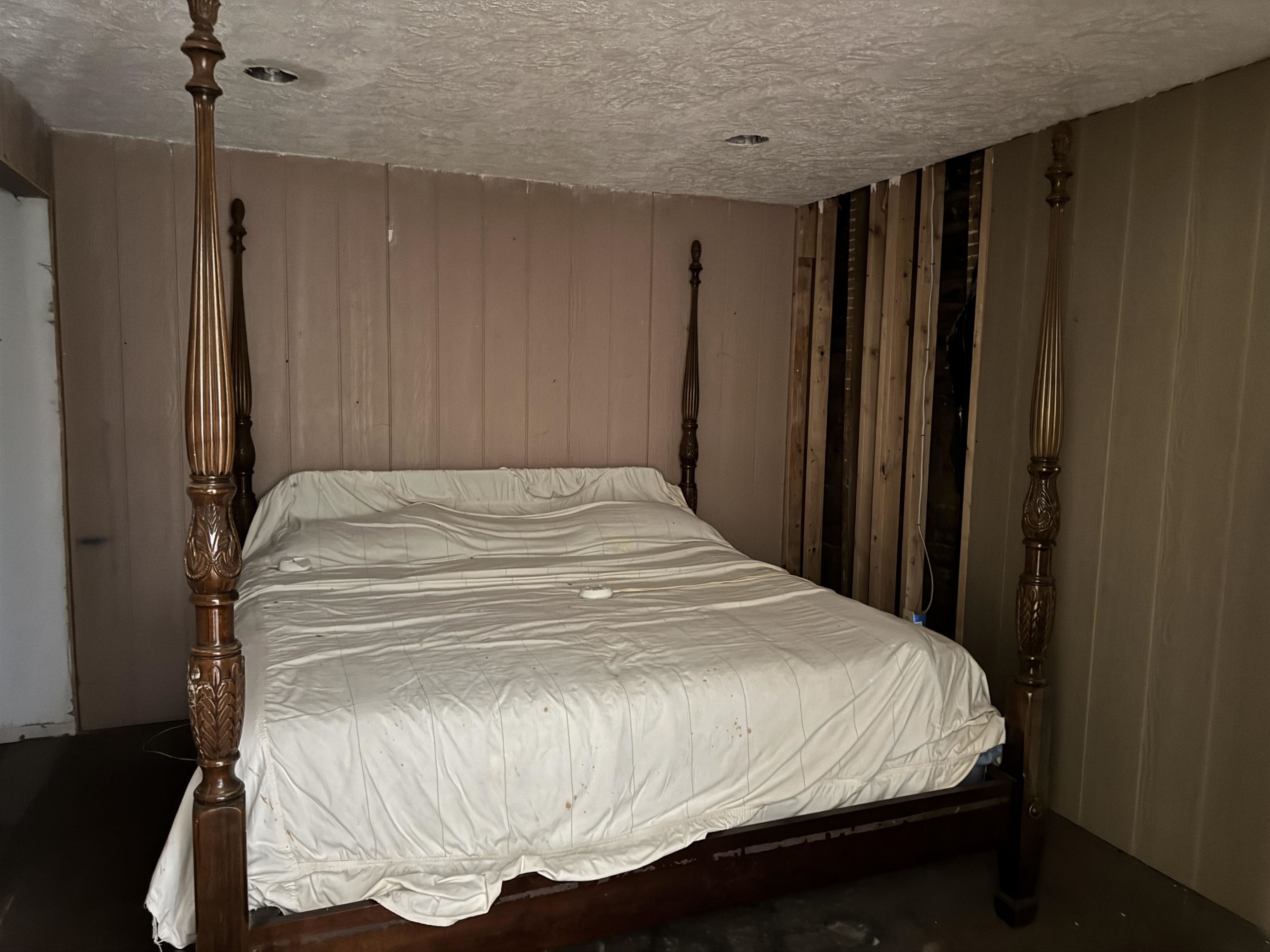 213 N Pine Street Property Photo 10