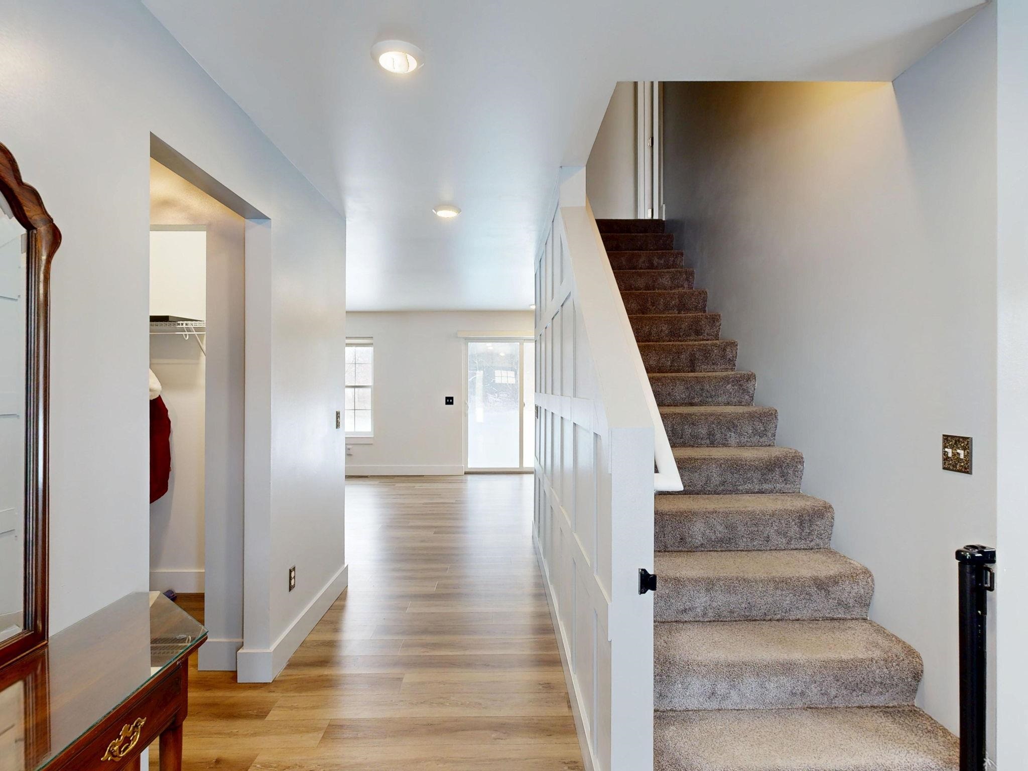 2578 White Pine Property Photo 7