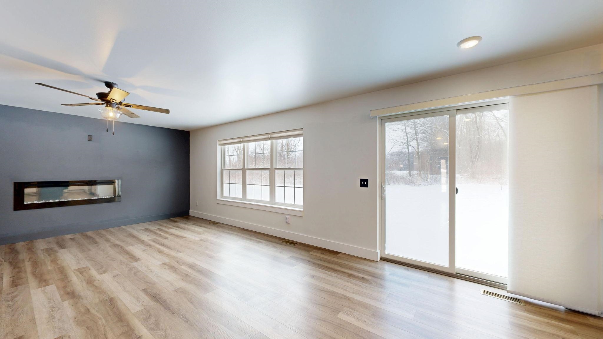 2578 White Pine Property Photo 9