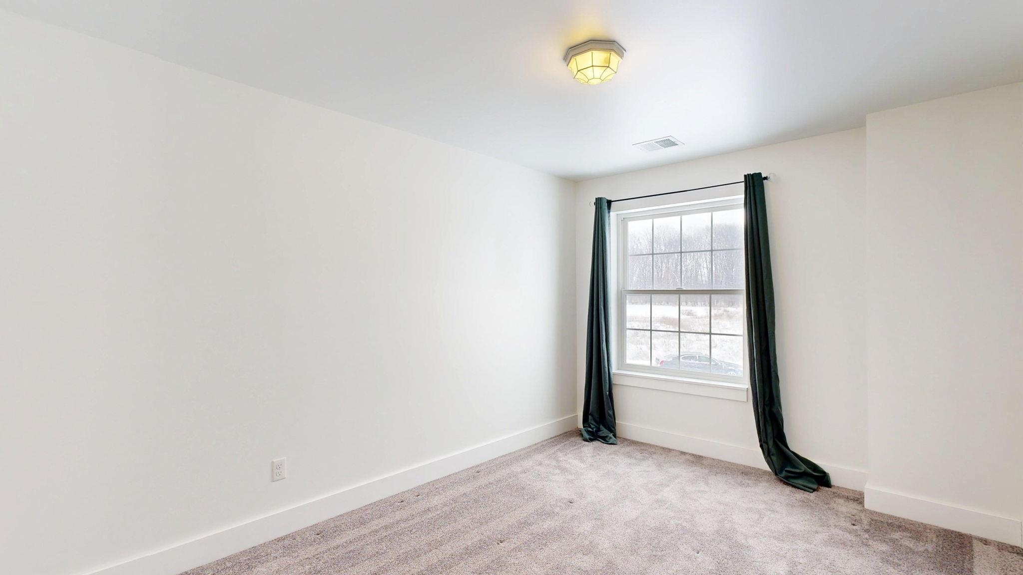 2578 White Pine Property Photo 24